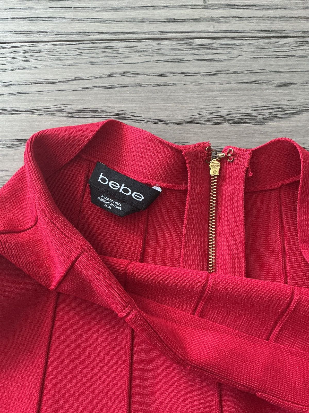 Bebe Bebe pleated red skirt Size 25" / US 0 / IT 36 - 3 Thumbnail