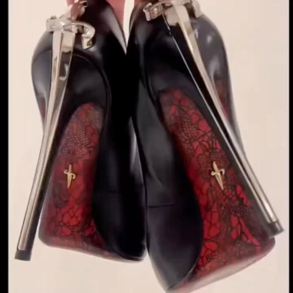 Cesare Attolini 🗡️ Authentic Cesare Paciotti Dagger Heel Pumps 🗡️ Size US 7 / IT 37 - 4 Thumbnail