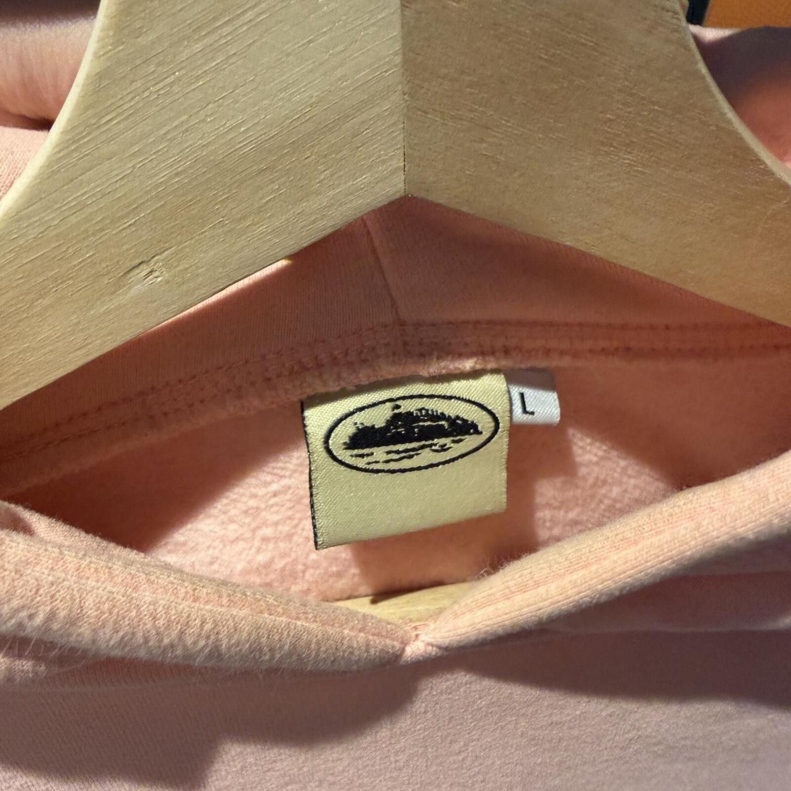 Other Corteiz crtzrtw alcatraz hoody pink Size US L / EU 52-54 / 3 - 3 Thumbnail