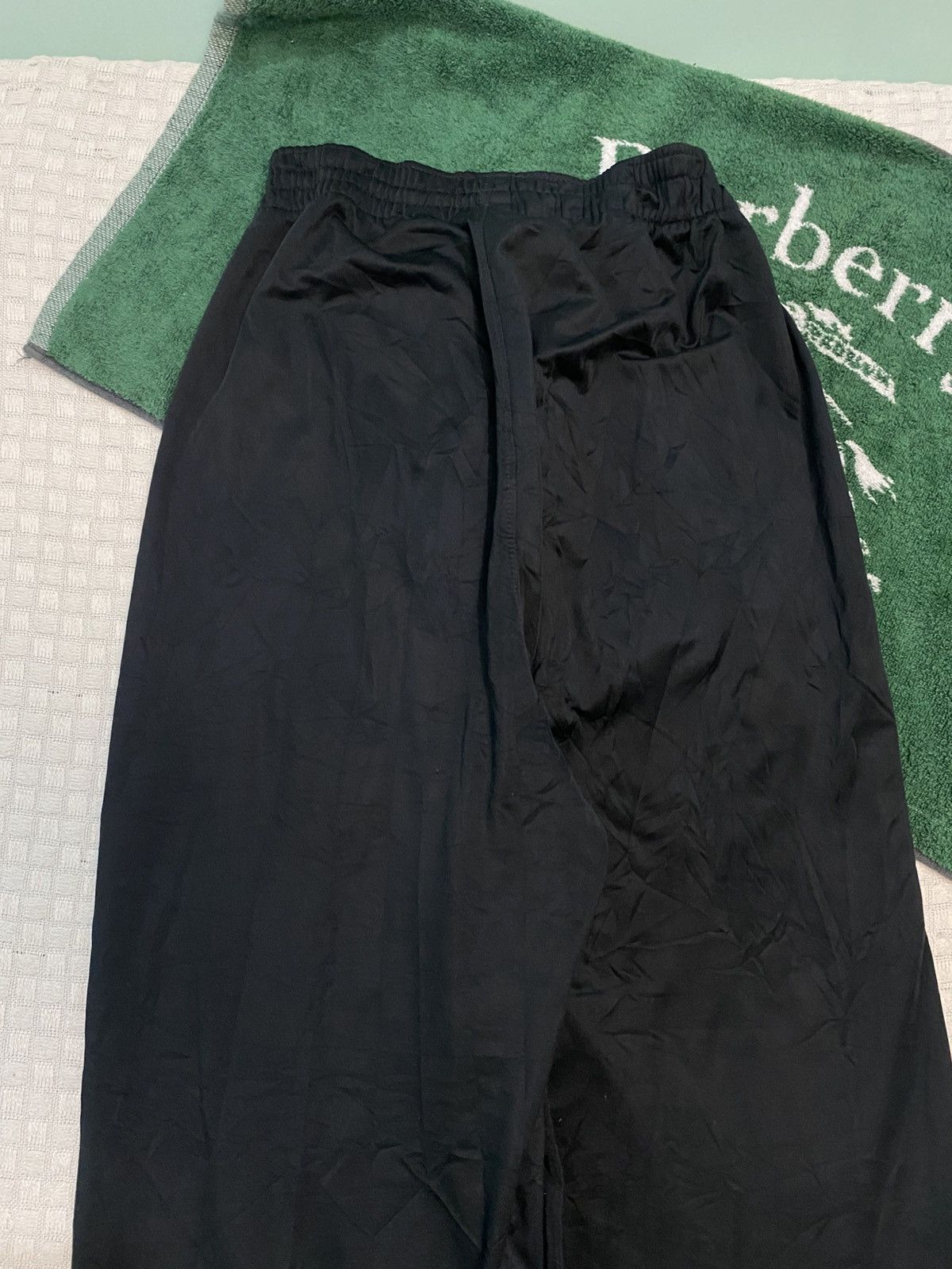 Carhartt Wip × Nike VINTAGE NIKE 90S BAGGY NYLON WIDE LEG SWOOSH TRACK PANTS Y2K Size US 34 / EU 50 - 10 Thumbnail