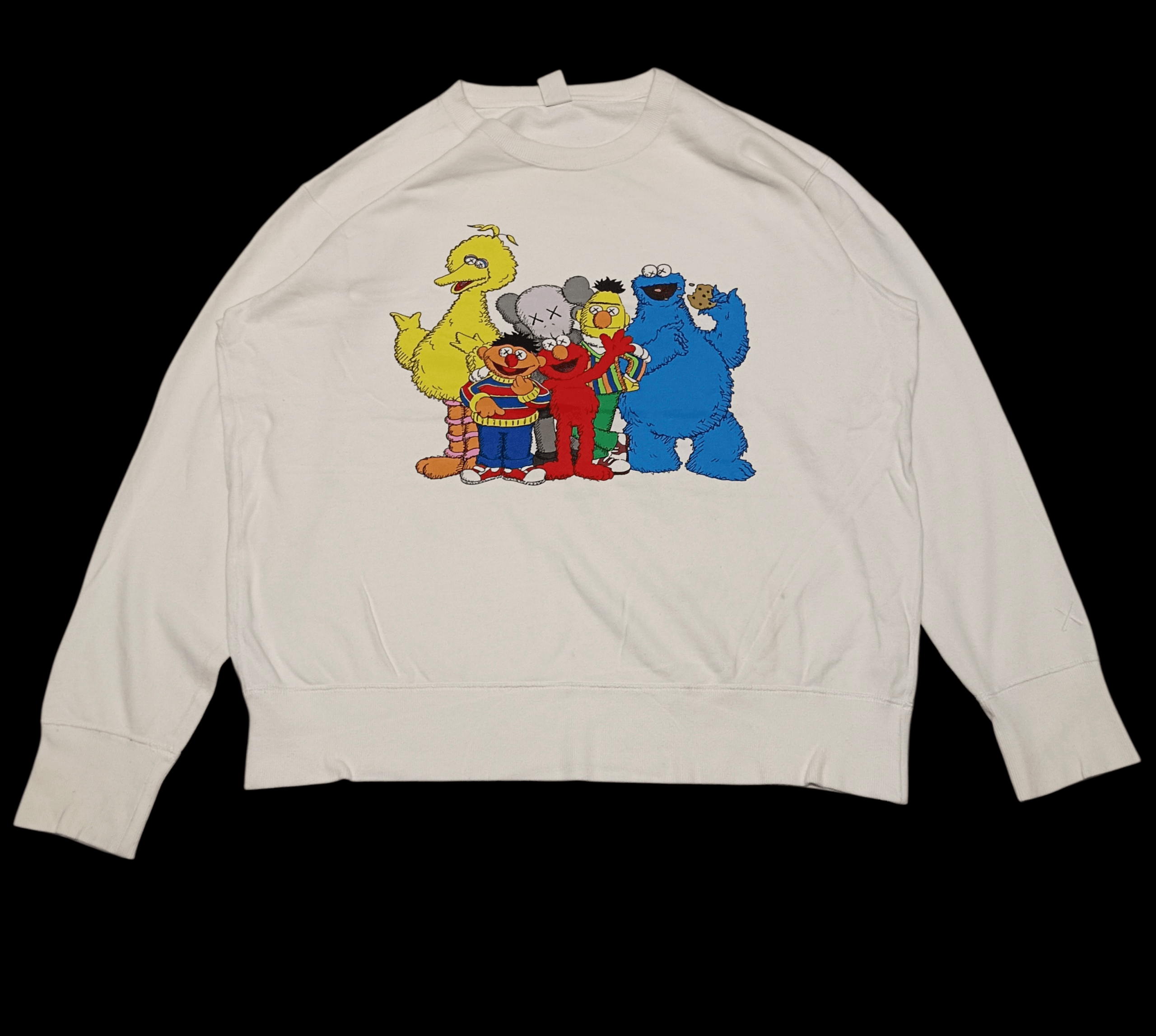 Kaws × Uniqlo Uniqlo Kaws x Sesame street Sweatshirt Cream Colour Size US XL / EU 56 / 4 - 1 Thumbnail