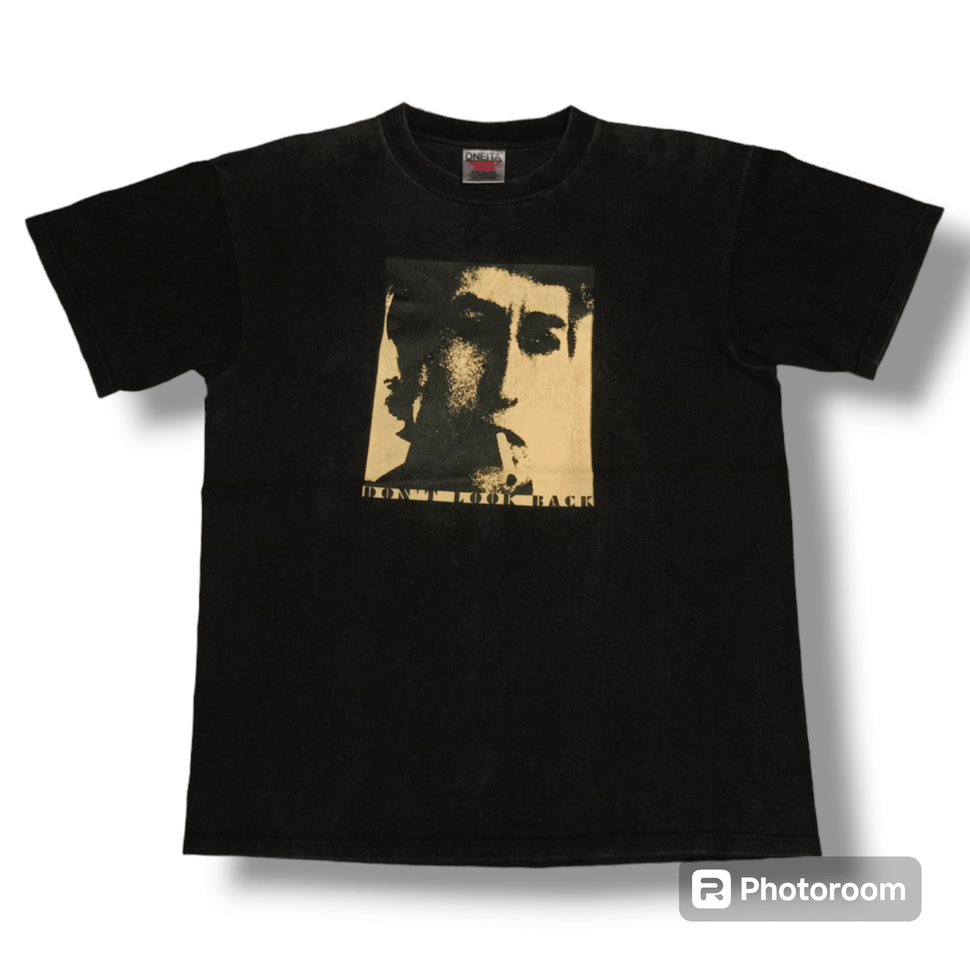 Vintage distressed bob Dylan t shirt/singer/songwriter