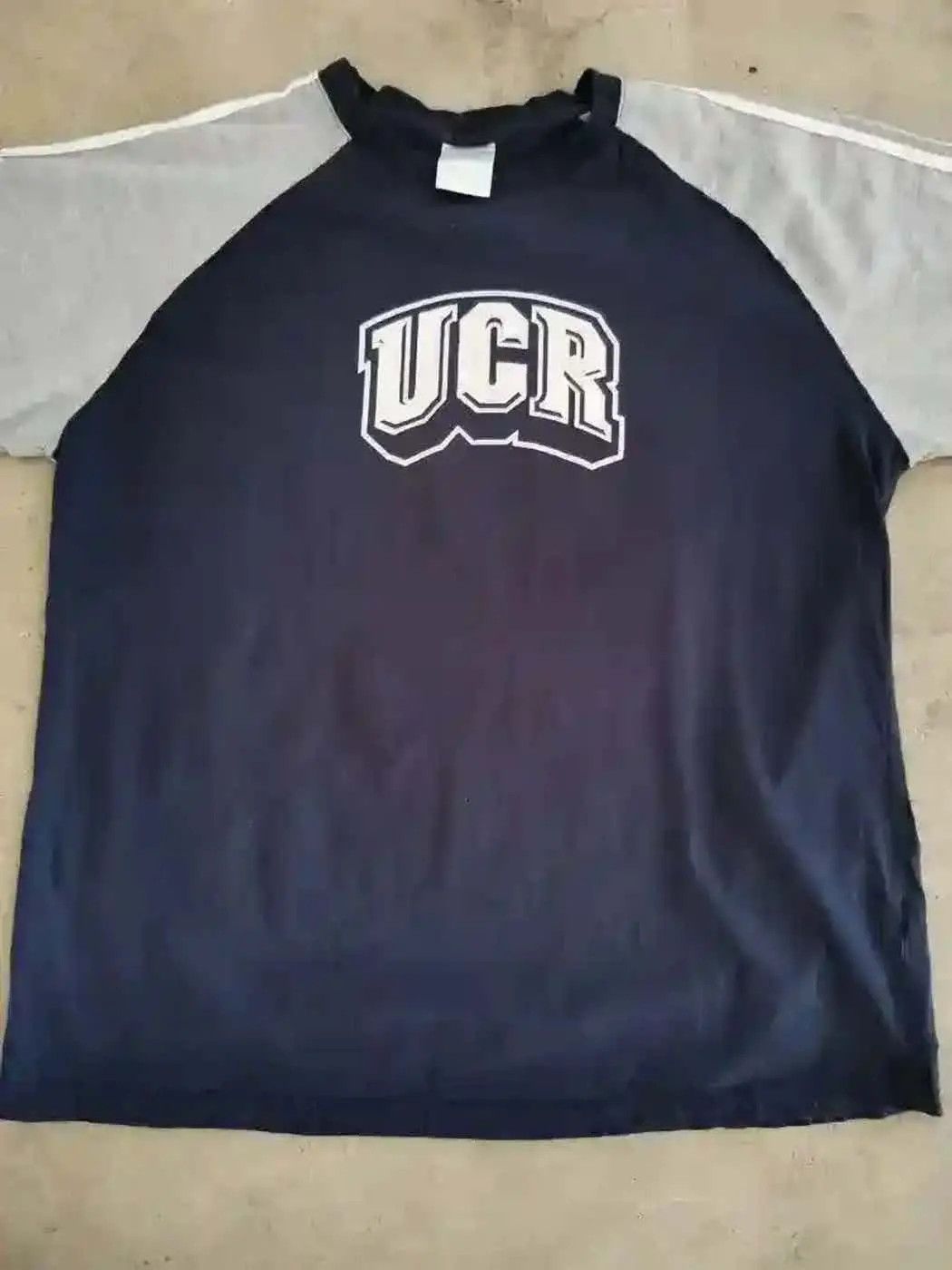 Adidas Vintage Adidas UCR T-shirt Size US XL / EU 56 / 4 - 1 Thumbnail