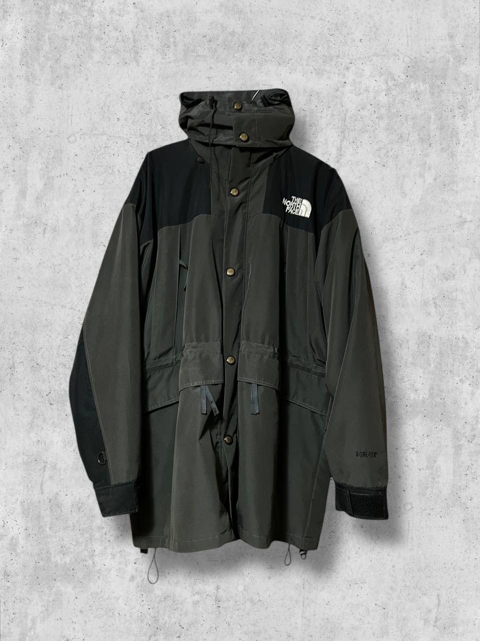 in The North Face Gore-Tex vintage jacketfleece military