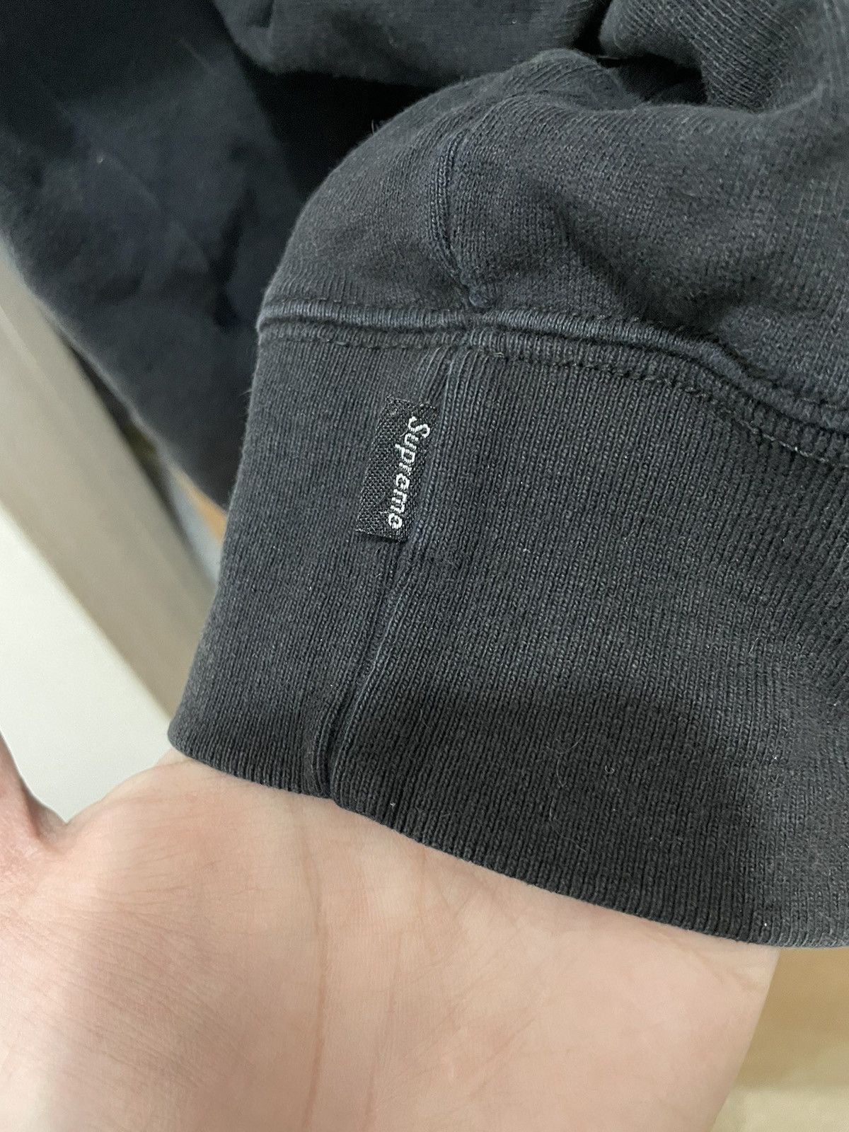 Supreme Supreme vampire hoodie size medium good condition no flaws Size US M / EU 48-50 / 2 - 5 Thumbnail