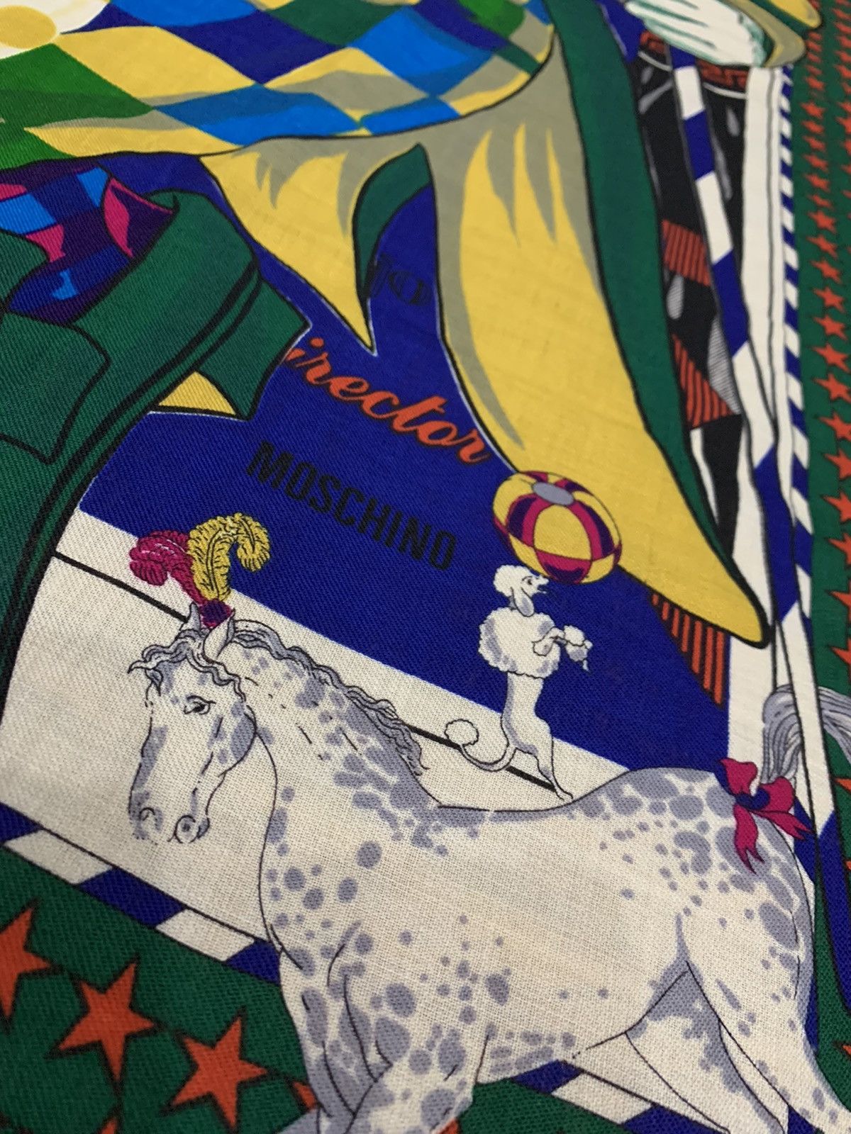 Moschino MOSCHINO THE GRAND PARADE BIG WOOL SCARF SHAWL WRAP NEW Size 42 - 2 Thumbnail