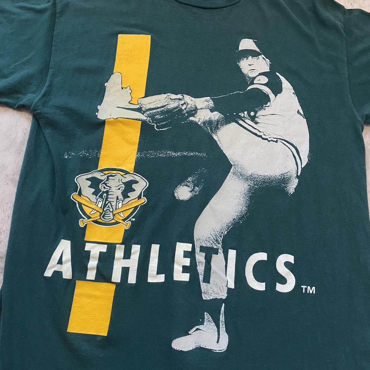 MLB 1992 Oakland Athletics tee sports Baseball Vintage Size US M / EU 48-50 / 2 - 2 Thumbnail