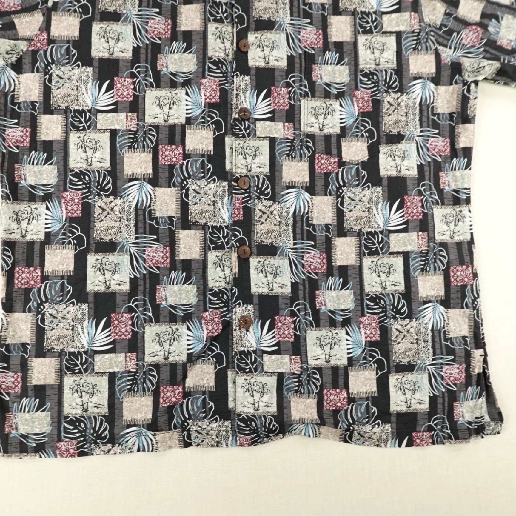 Hilo Hattie VINTAGE Hilo Hattie Shirt Mens Large Black Hawaiian Floral Aloha Button-Up Beach Tropical 90s Mens L Black Size US L / EU 52-54 / 3 - 4 Thumbnail