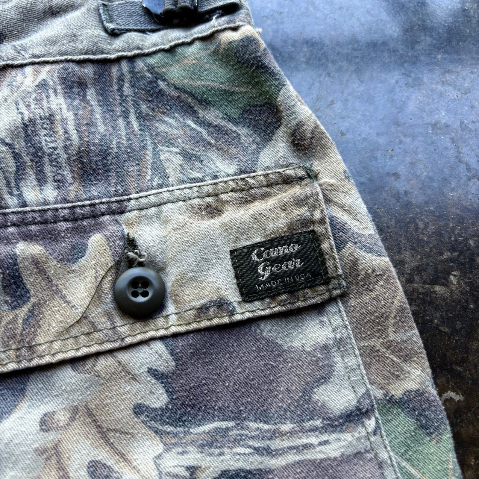 Realtree Vintage 90s Super Faded USA Made Tree Camo Pants Size US 26 / EU 42 - 2 Thumbnail
