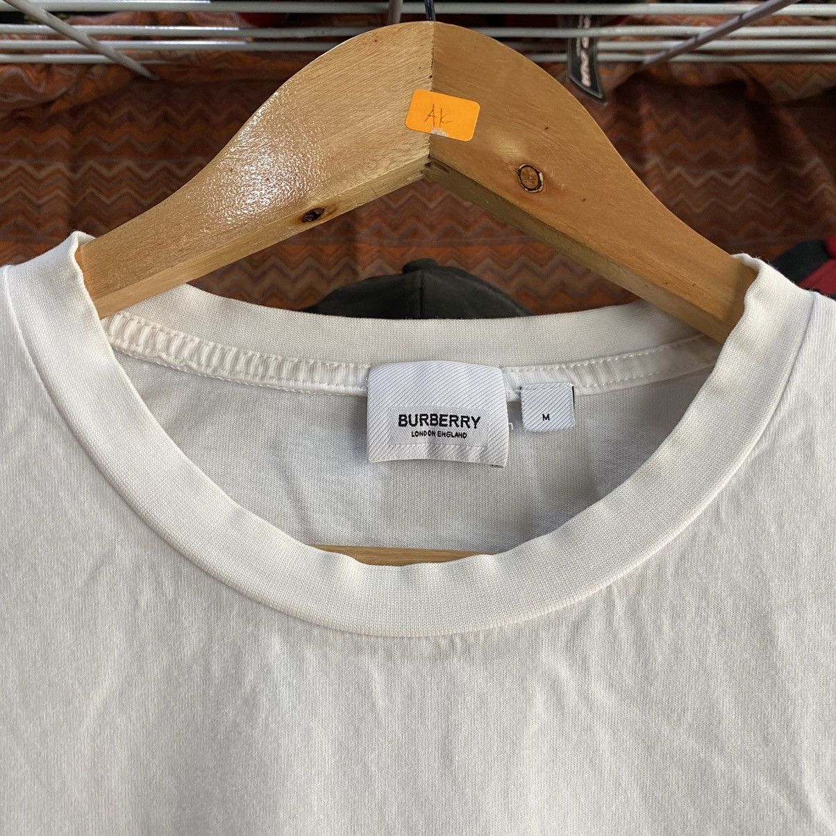 Burberry Burberry London England Mickey Tee T-Shirt Short Sleeve Size US M / EU 48-50 / 2 - 10 Thumbnail