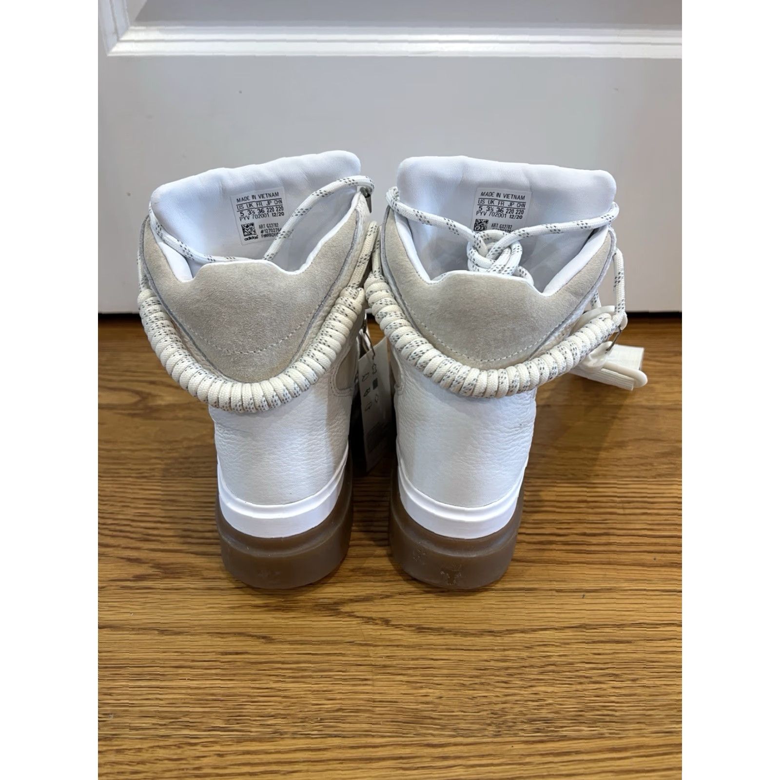 Adidas VINTAGE adidas Super Sleek Boot Beyoncé White High Top Athletic Sneakers Size 7 Women / Size 5 Men Size M / US 6-8 / IT 42-44 - 7 Thumbnail