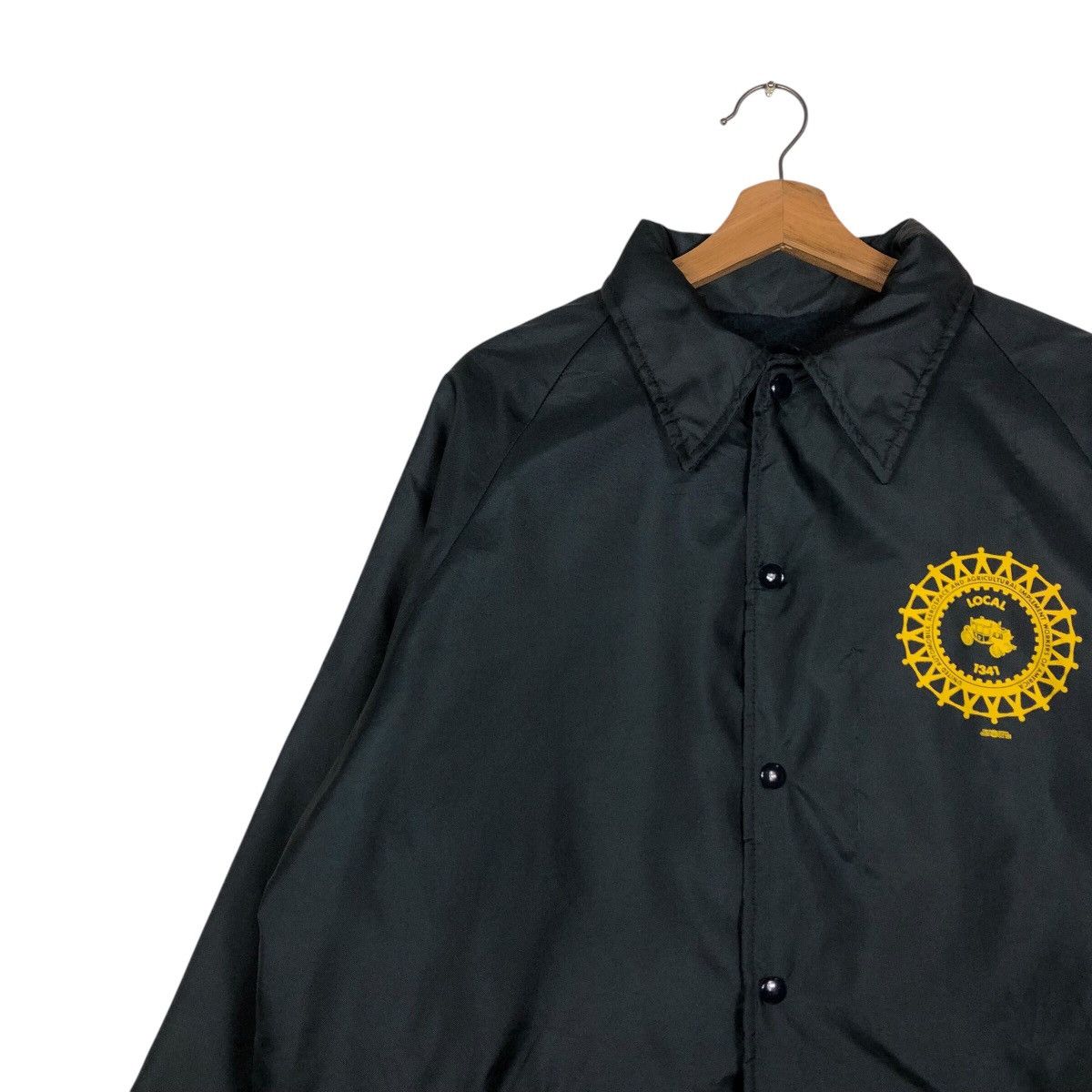 Japanese Brand 📌Vintage Light Jacket Button Tecumseh Michigan Big Logo Size US M / EU 48-50 / 2 - 8 Thumbnail
