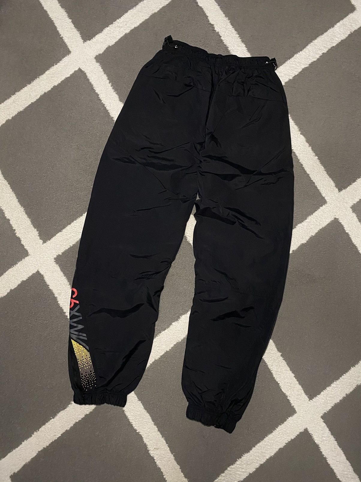 Nike Vintage 00’s Nike Air Max 95 Nylon Track Pants Size US 30 / EU 46 - 9 Thumbnail
