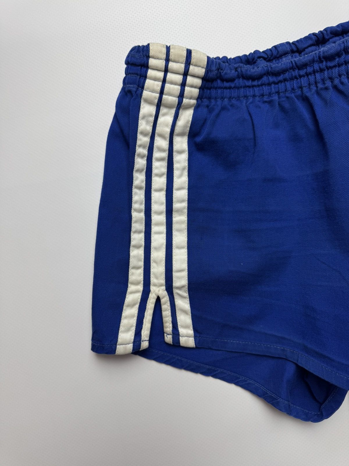 Adidas Vintage 80s Adidas Yugoslavia Cotton Sprinter Shorts — Blue Size US 33 - 7 Thumbnail
