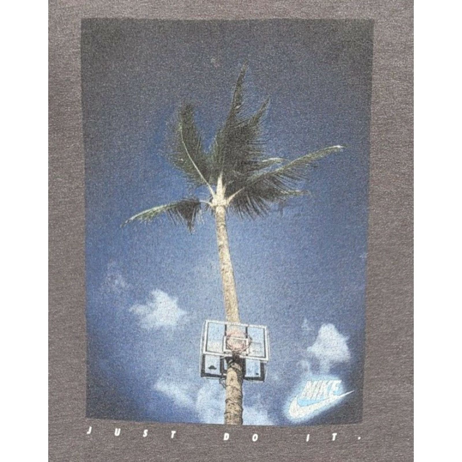 Nike Nike Mens T Shirt Gray California Palm Tree Crew Neck Short Sleeve Regular Fit M Nike Dri-FIT Beach 90s? Size US M / EU 48-50 / 2 - 4 Thumbnail