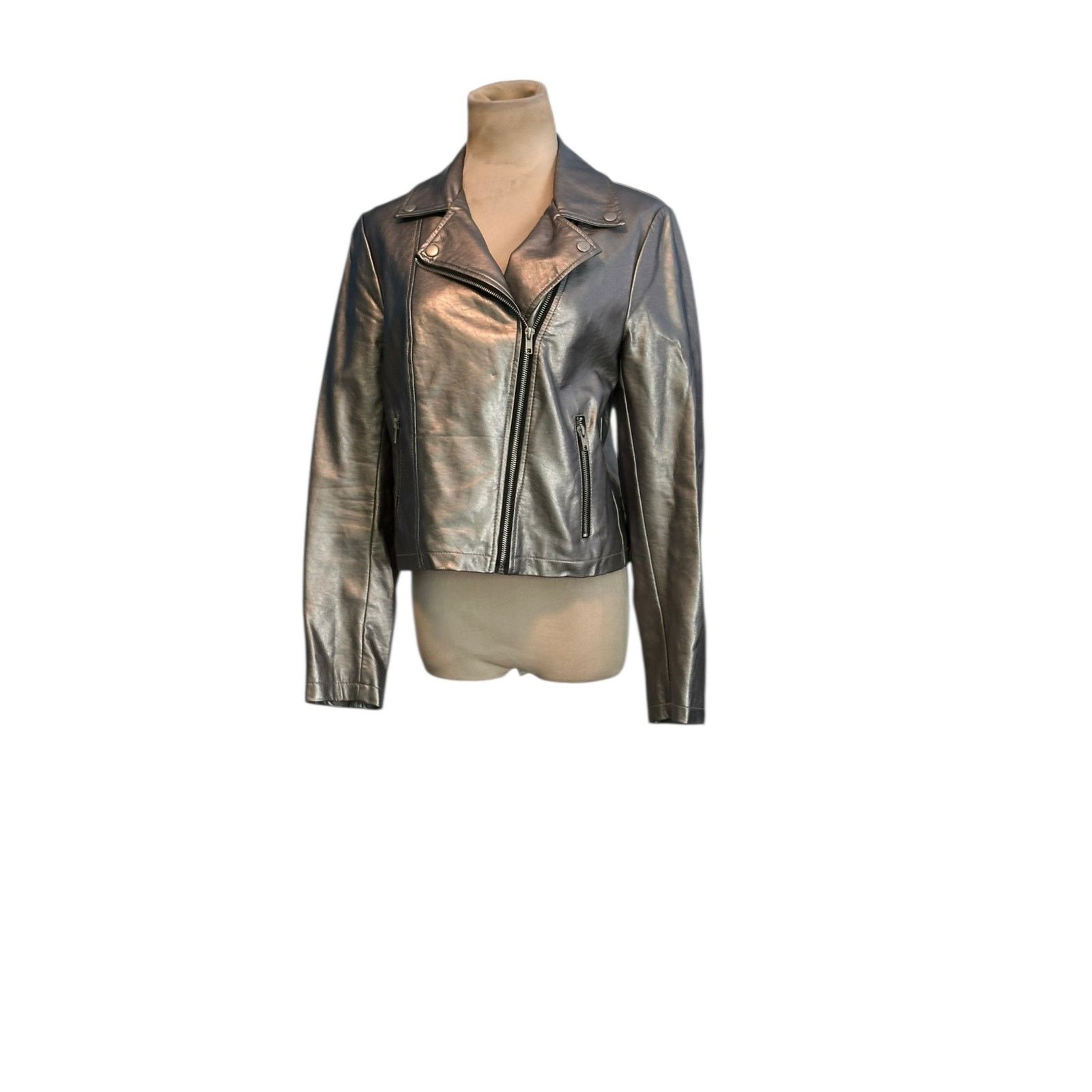 Forever 21 Forever 21 silver vegan leather moto jacket size Medium Size M / US 6-8 / IT 42-44 - 10 Thumbnail