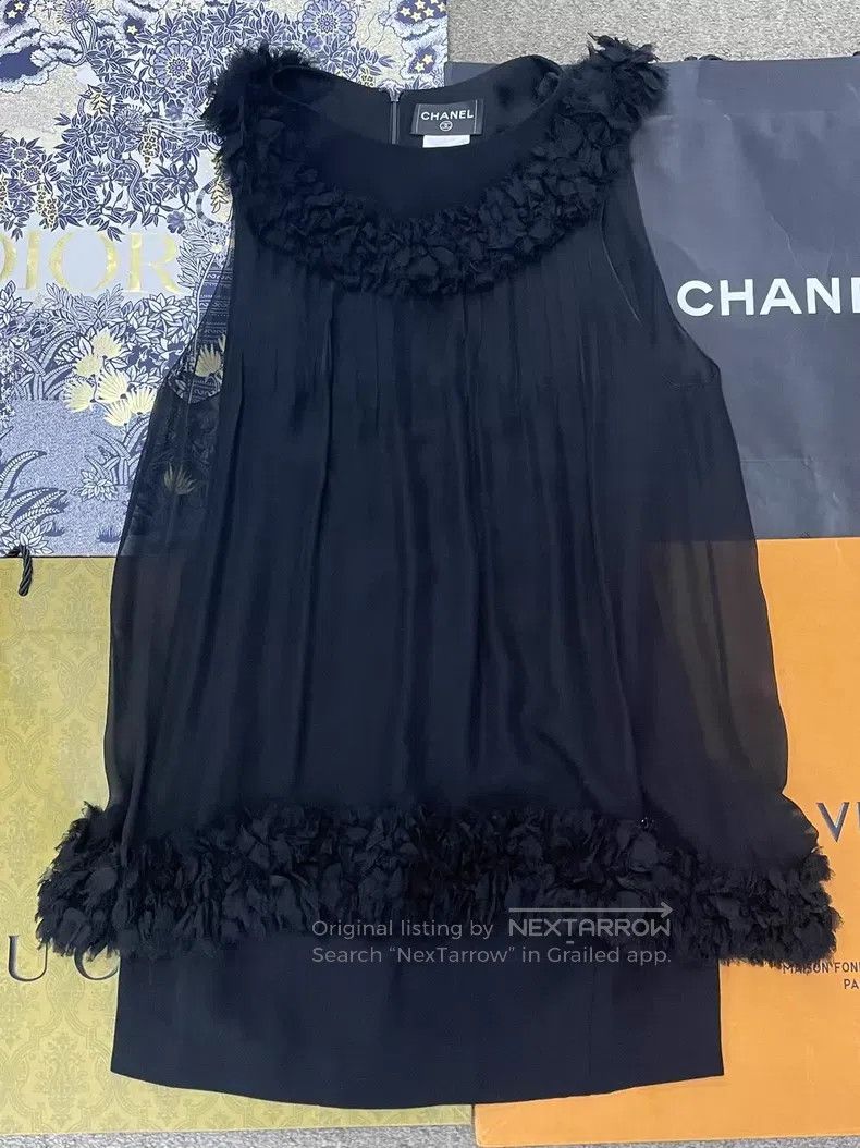 Chanel Chanel Black mesh two-piece silk dress Size XS / US 0-2 / IT 36-38 - 1 Thumbnail