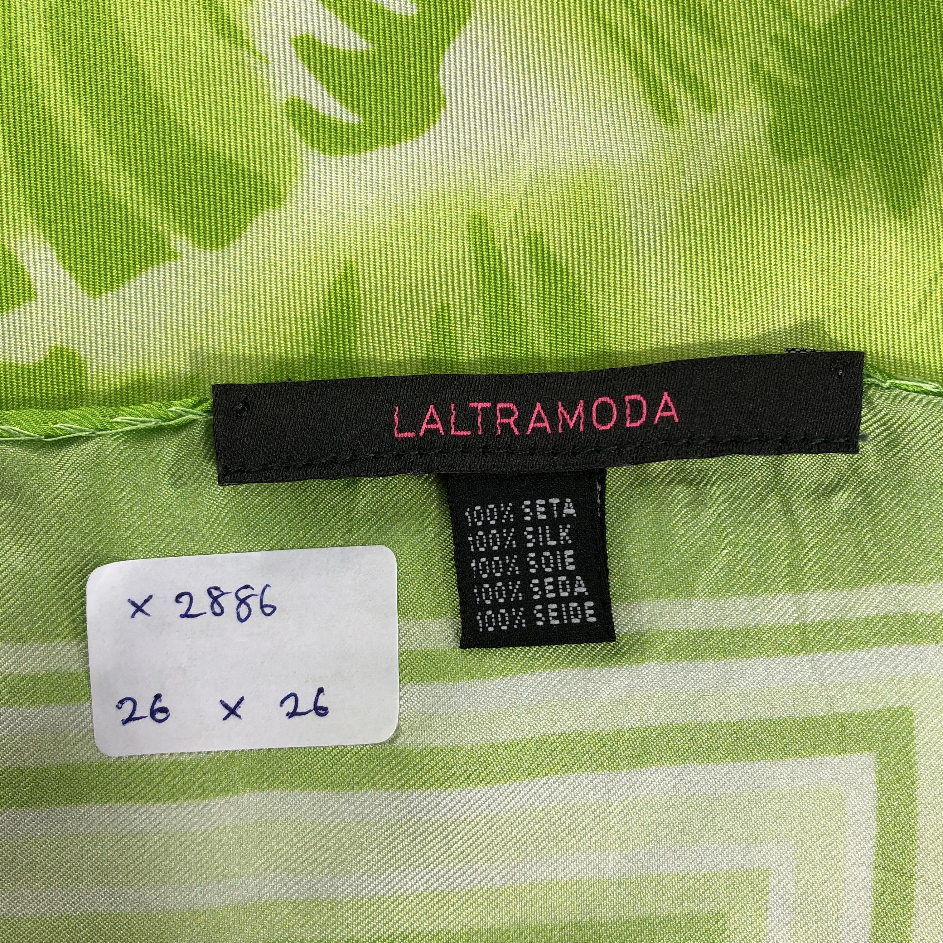 Vintage Vintage Laltramoda Silk Scarf Size ONE SIZE - 6 Thumbnail