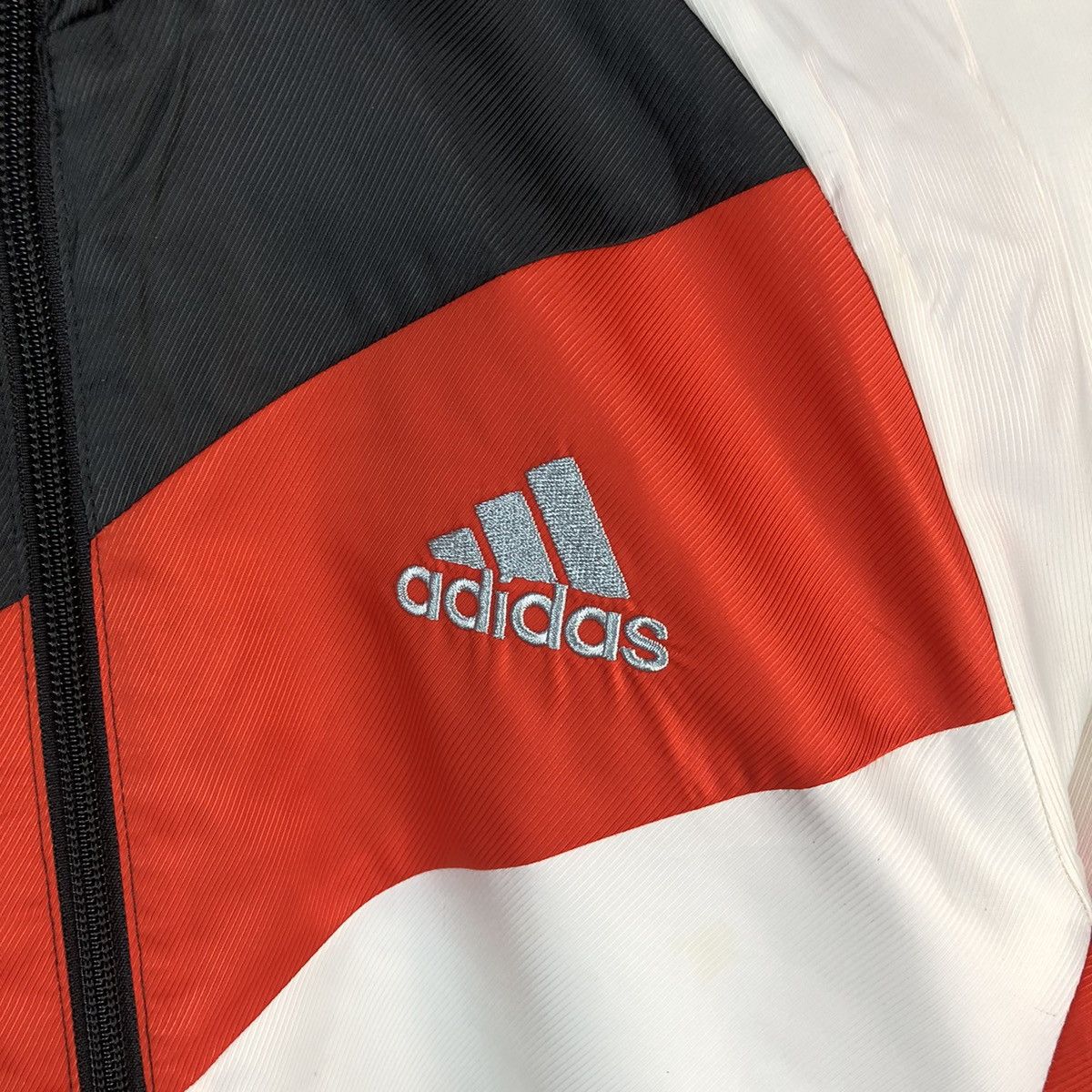 Adidas × Vintage Adidas Red Sweatshirt #A2307 Size US M / EU 48-50 / 2 - 9 Thumbnail