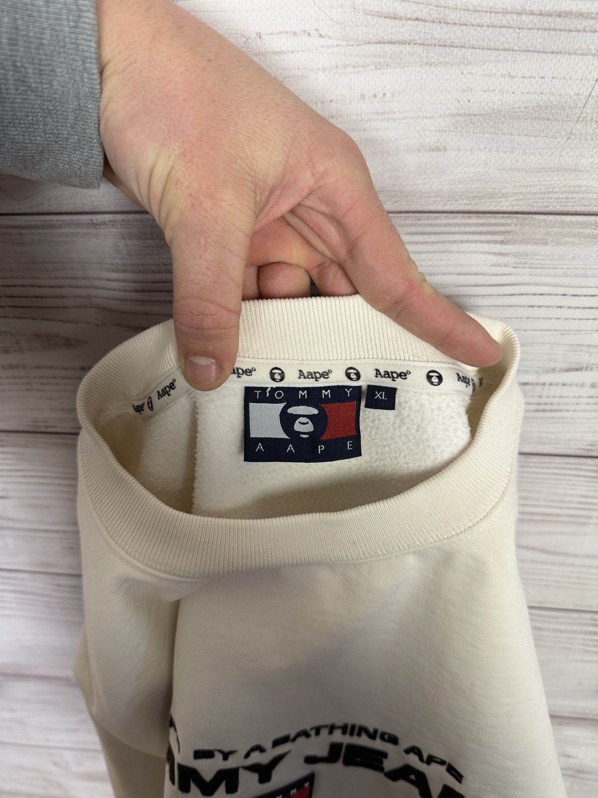 Aape Tommy Hilfiger x Aape big logo sweatshirt Size US XL / EU 56 / 4 - 21 Thumbnail