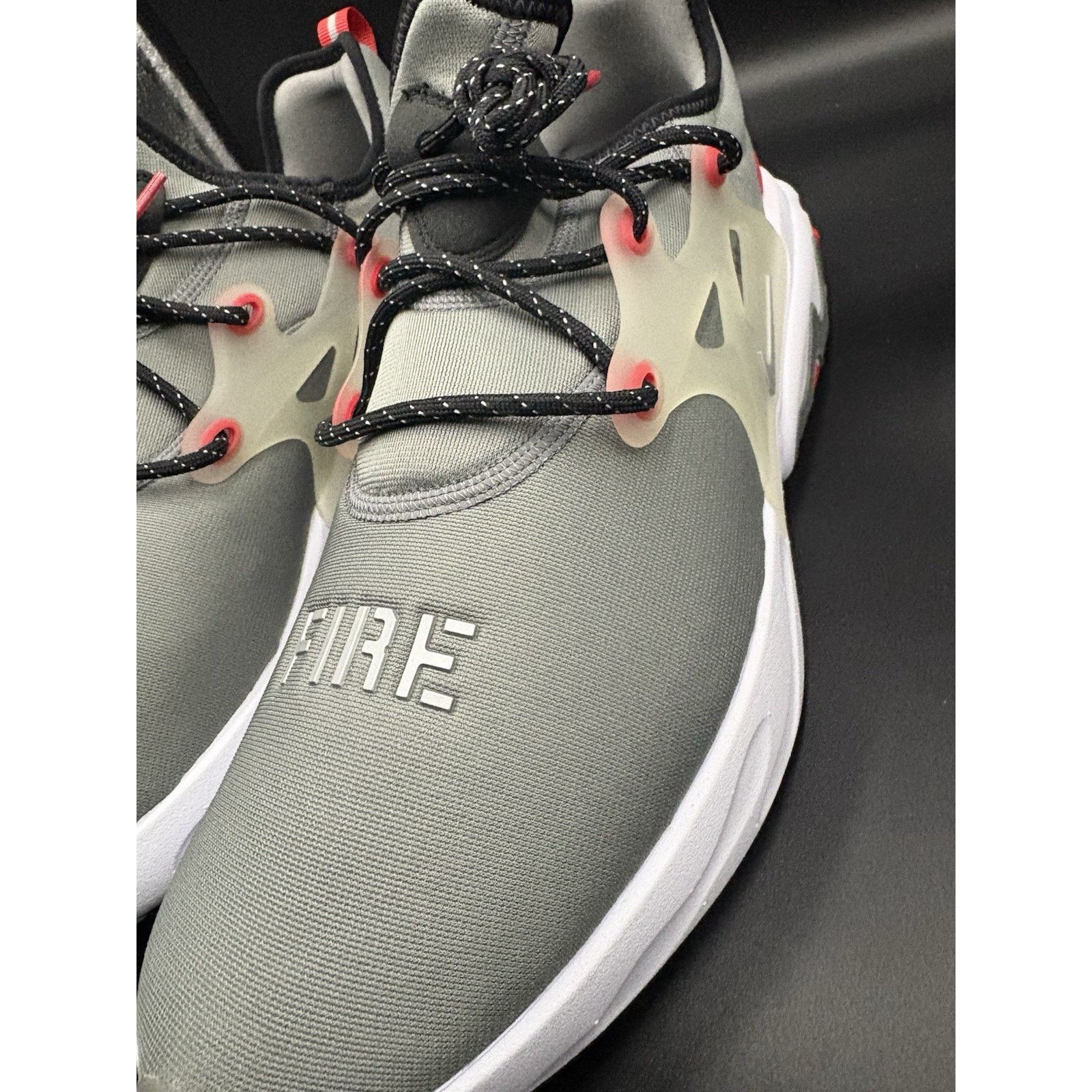 Nike Nike React Presto Air Force Falcons Athletic Shoes Men'sSz13 Size US 13 / EU 46 - 6 Thumbnail