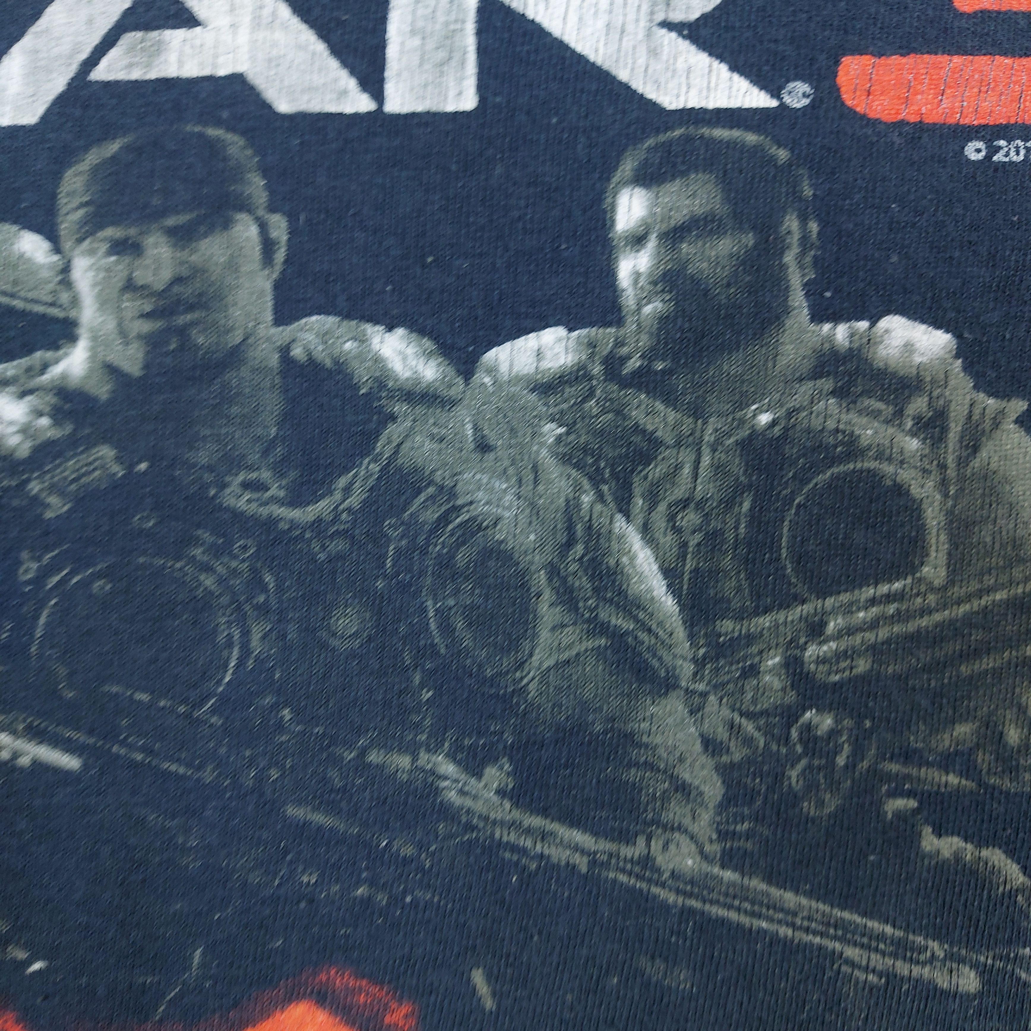 Microsoft Official 2010 Gears of War 3 Xbox 360 Epic Games TEE Size US L / EU 52-54 / 3 - 6 Thumbnail