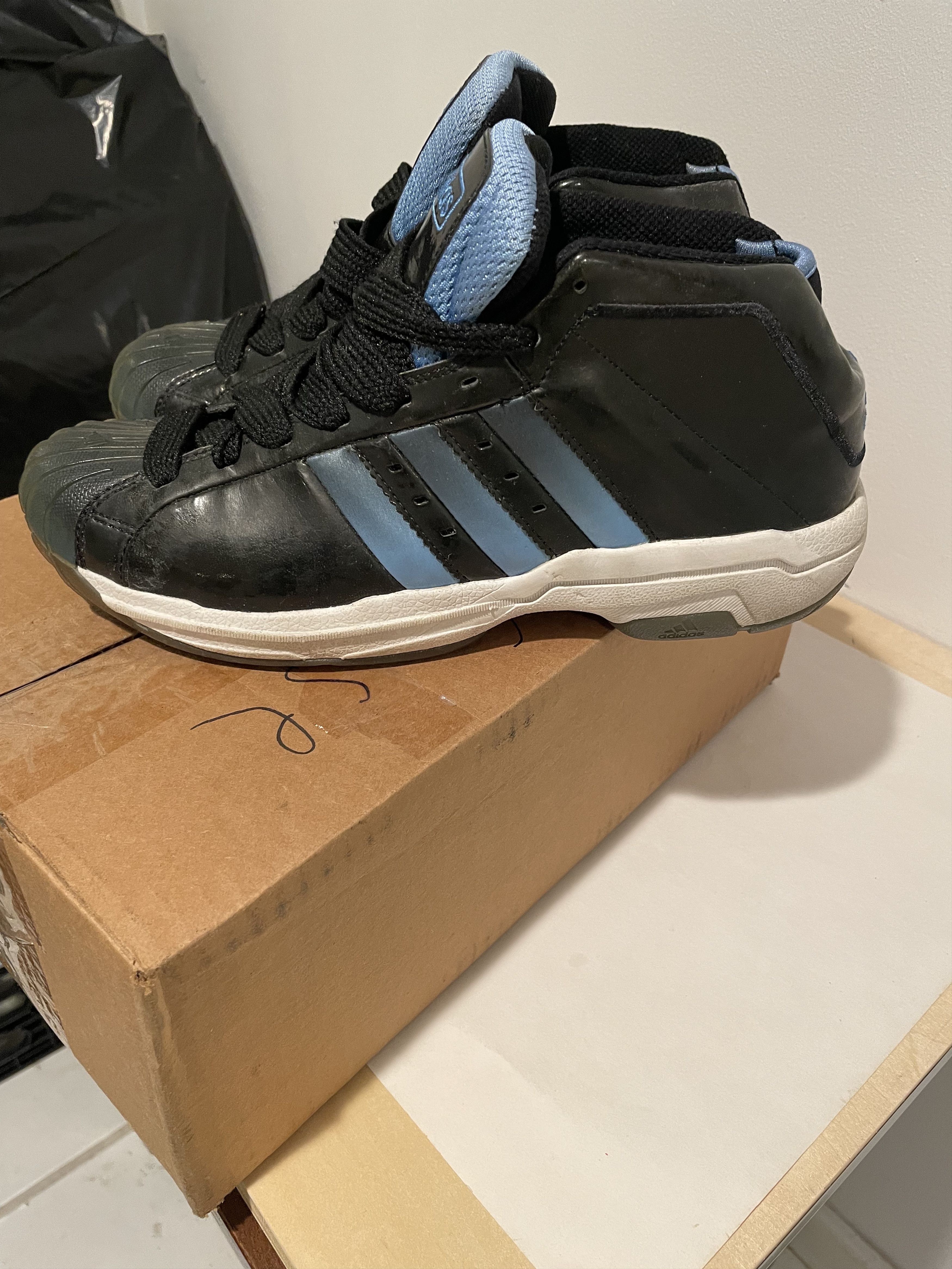 Adidas Retro Adidas Size US 10.5 / EU 43-44 - 6 Thumbnail