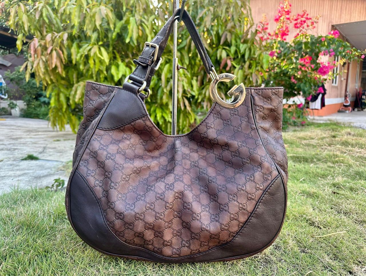 Gucci Authentic Gucci Guccisima Leather Charlotte Tote Bag Size ONE SIZE - 1 Thumbnail
