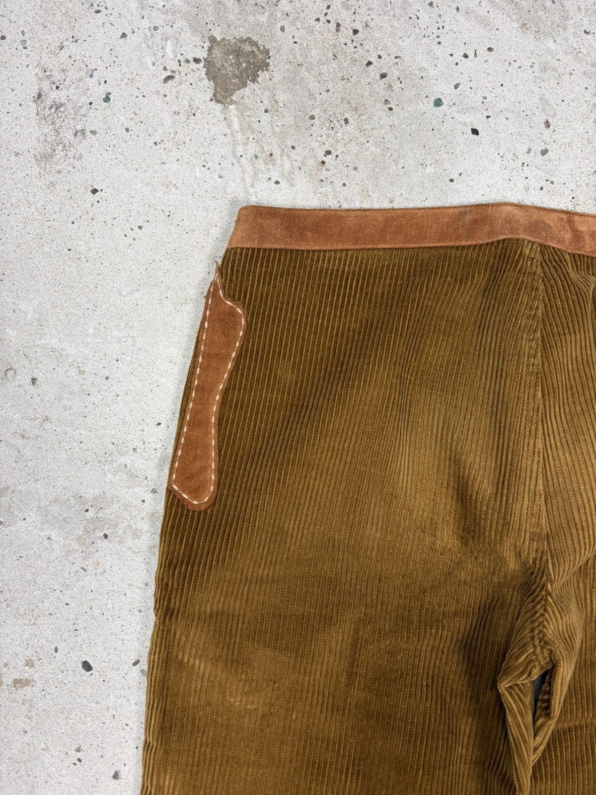 Dolce & Gabbana 2000s Dolce & Gabbana Corduroy Bootcut Pants Suede Leaves Size 30" / US 8 / IT 44 - 20 Thumbnail