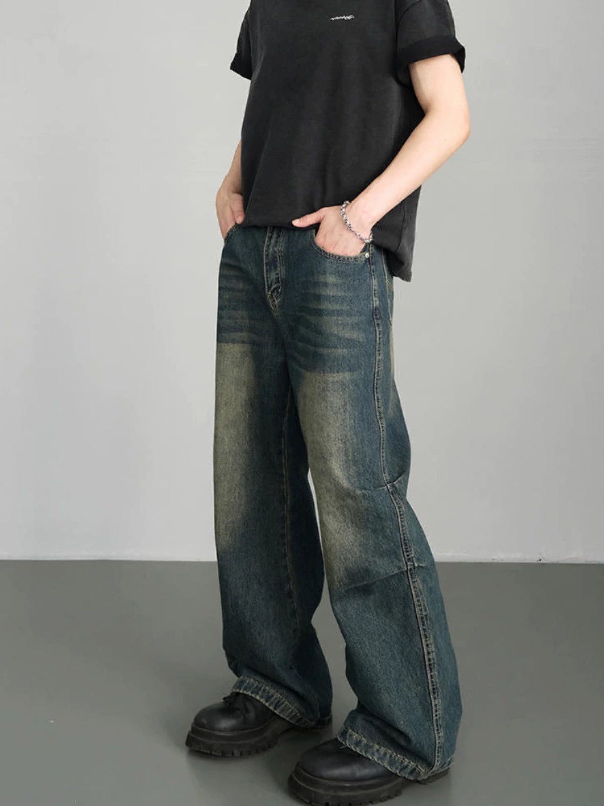 Jean American retro distressed cleanfit flared jeans Size US 32 / EU 48 - 1 Thumbnail