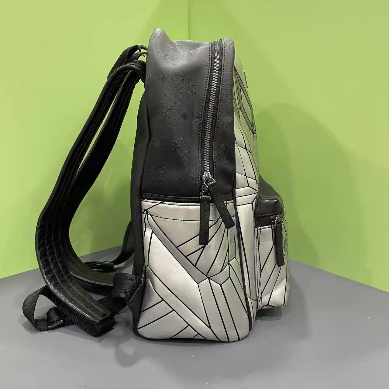 MCM MCM Black & White Geometric Color Block Backpack K15 Size ONE SIZE - 4 Thumbnail