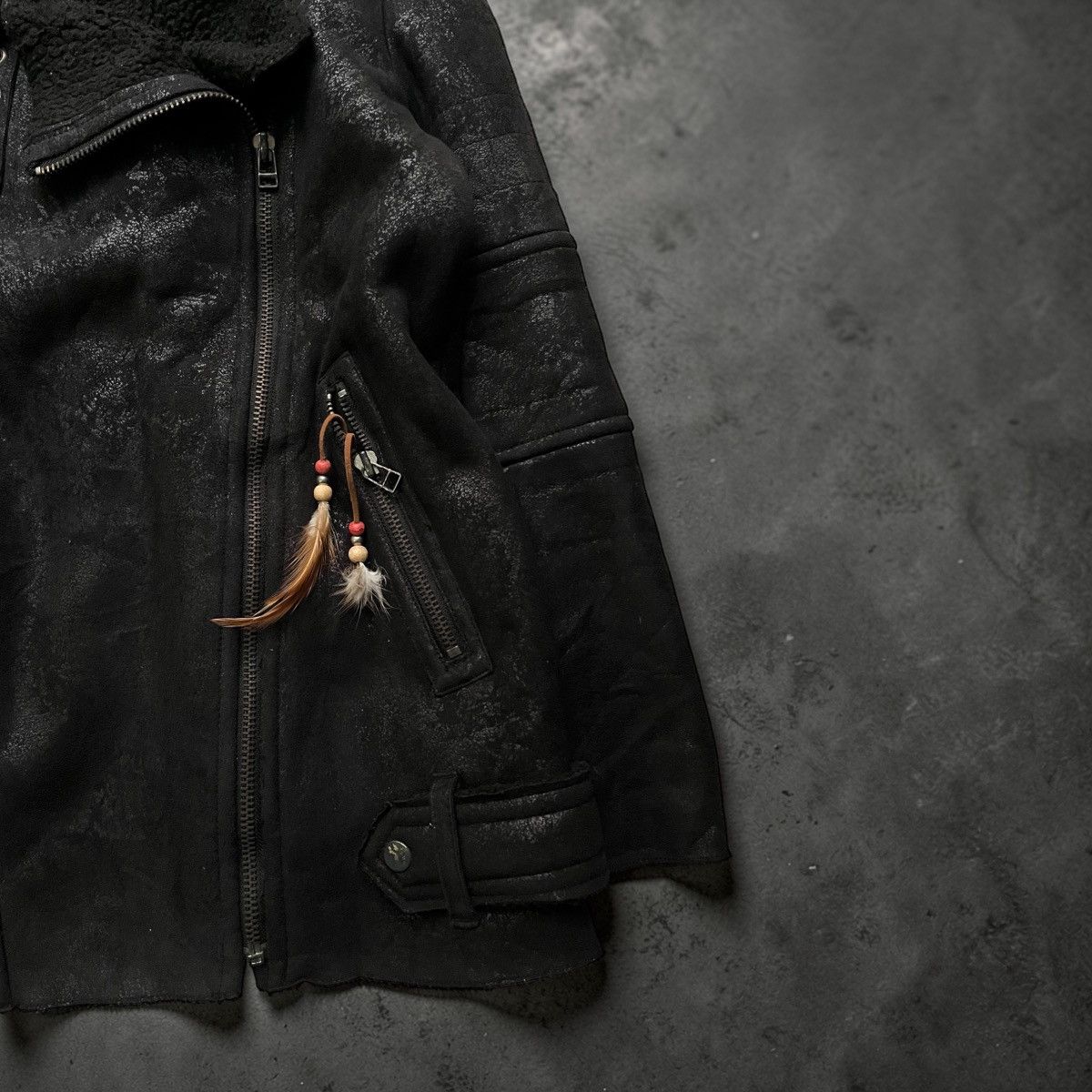 Share Spirit Homme 2000s MIXXO faux fur waxed vkei black bondage jacket Size US M / EU 48-50 / 2 - 3 Thumbnail