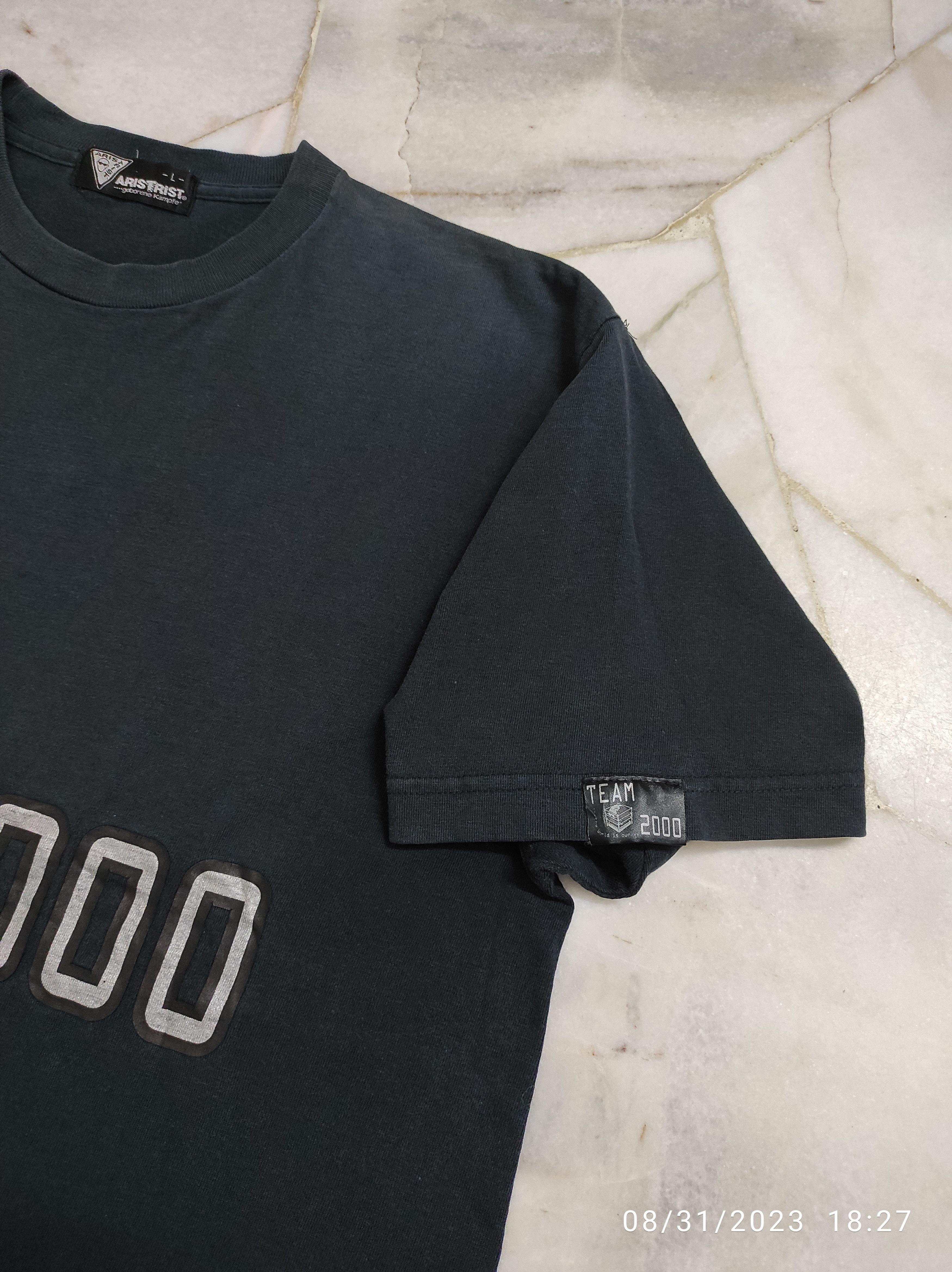 Japanese Brand The World is our produced by ARISTRIST Size US L / EU 52-54 / 3 - 8 Thumbnail