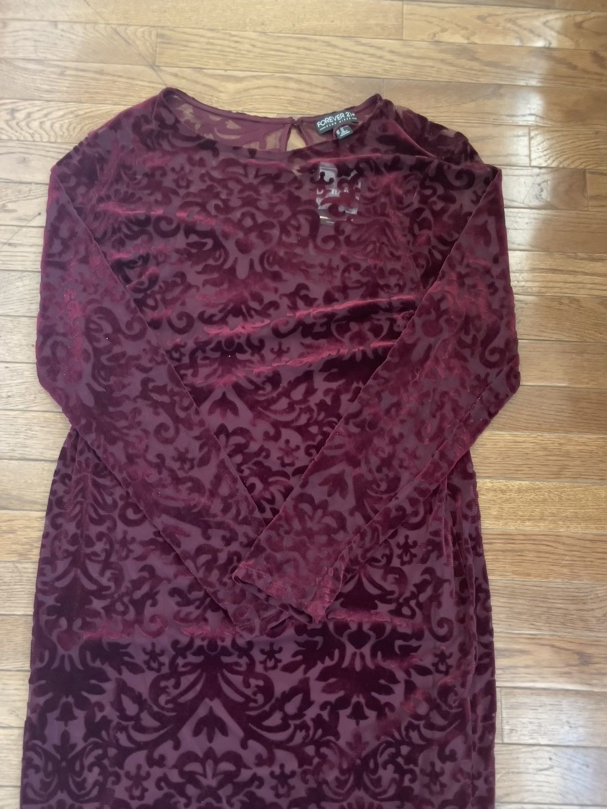 Forever 21 Forever 21 burgundy velvet print and sheer long sleeve dress Size XXL / US 16-18 / IT 52-54 - 1 Thumbnail