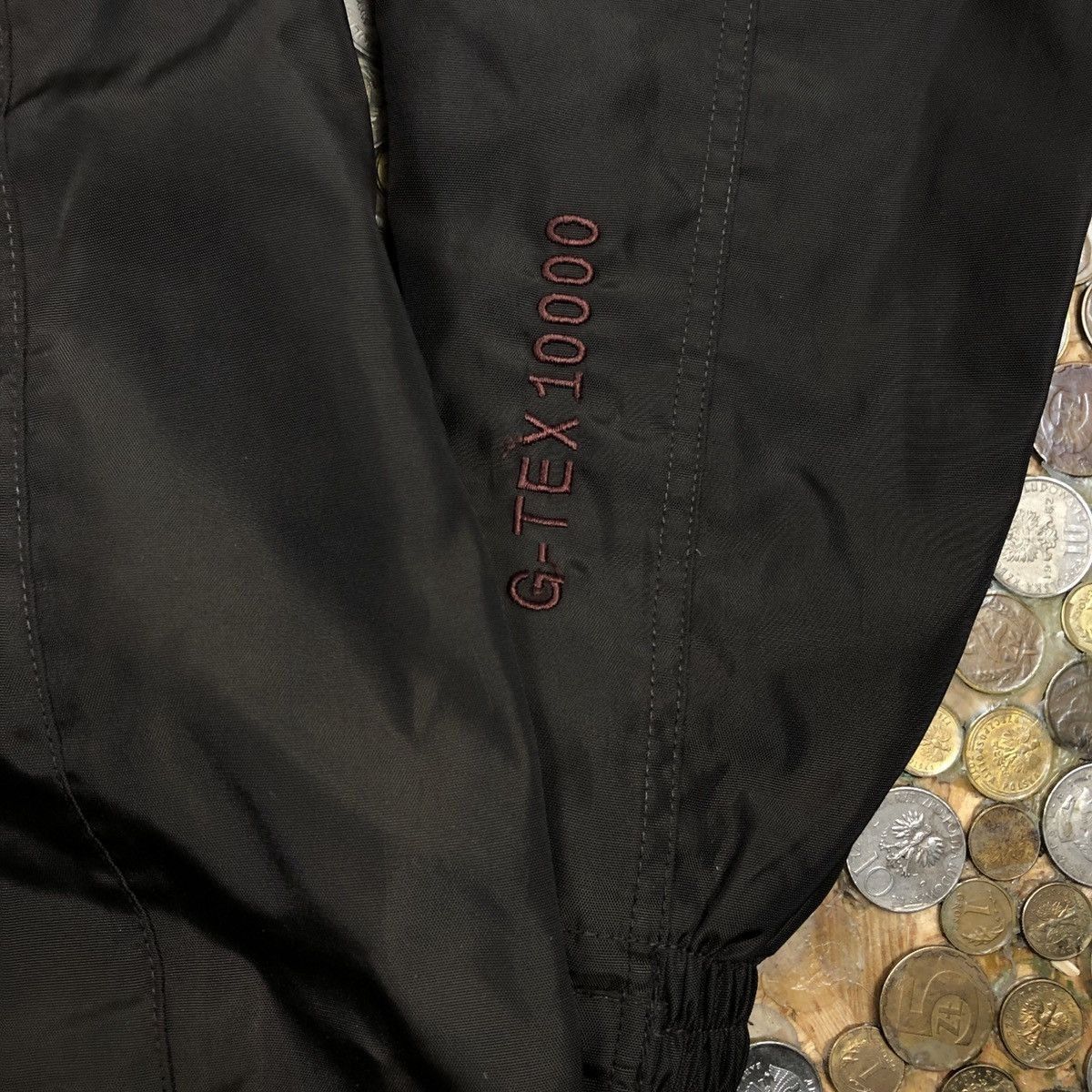 Grizzly Griptape Grizzly light long coat jacket GORETEX Size US M / EU 48-50 / 2 - 4 Thumbnail