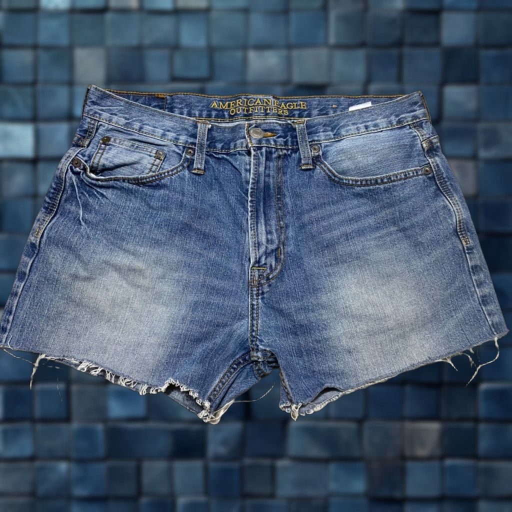 American Eagle Outfitters American Eagle Womens 33 Jean Shorts Blue Denim High Rise Cut-Off Medium Wash Size 24" / US 00 / IT 34 - 1 Thumbnail