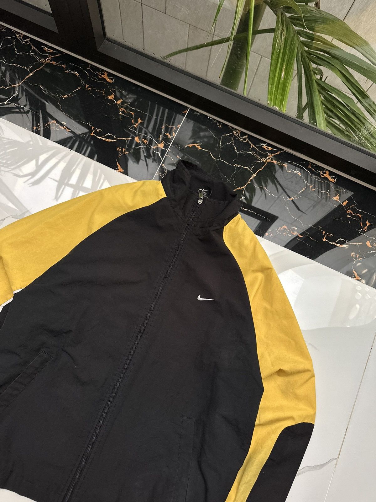 Nike × Vintage NIKE VINTAGE BIG LOGO STREETWEAR LIGHT JACKET Size US L / EU 52-54 / 3 - 4 Thumbnail