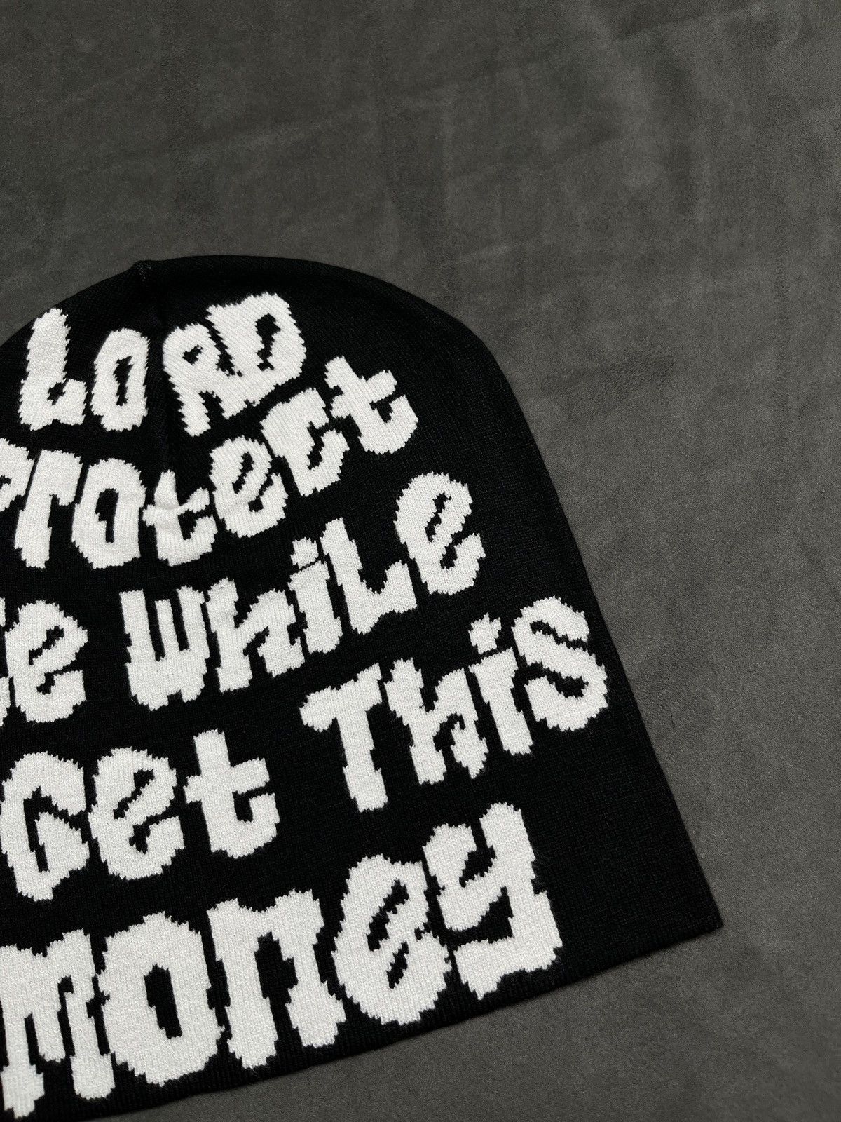 Japanese Brand Rare Y2K Meechy Club No Cuff Knit Skull Cap Black Beanie Hat Size ONE SIZE - 3 Thumbnail