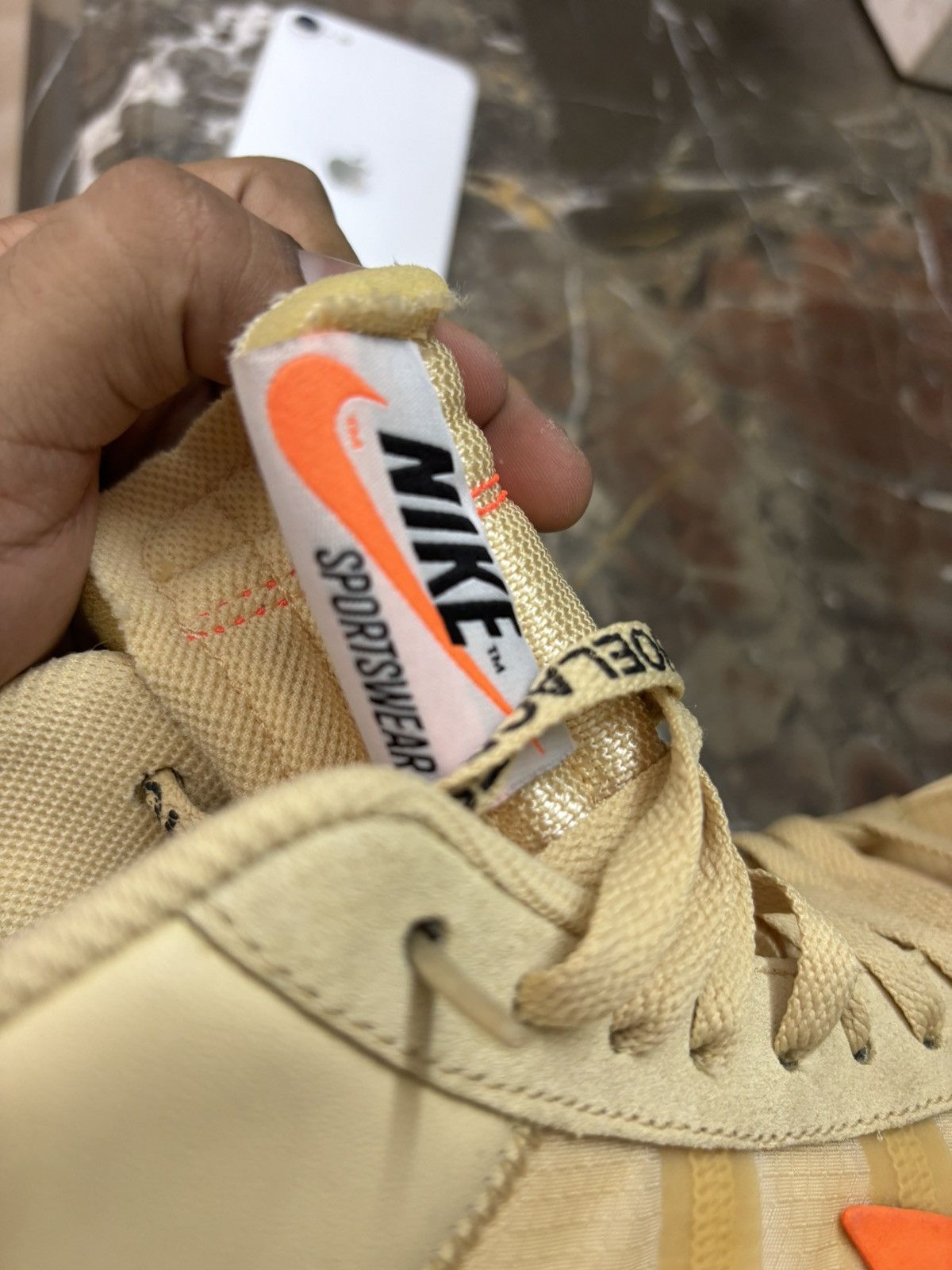 Nike × Off-White Nike off white Size US 8 / EU 41 - 10 Thumbnail