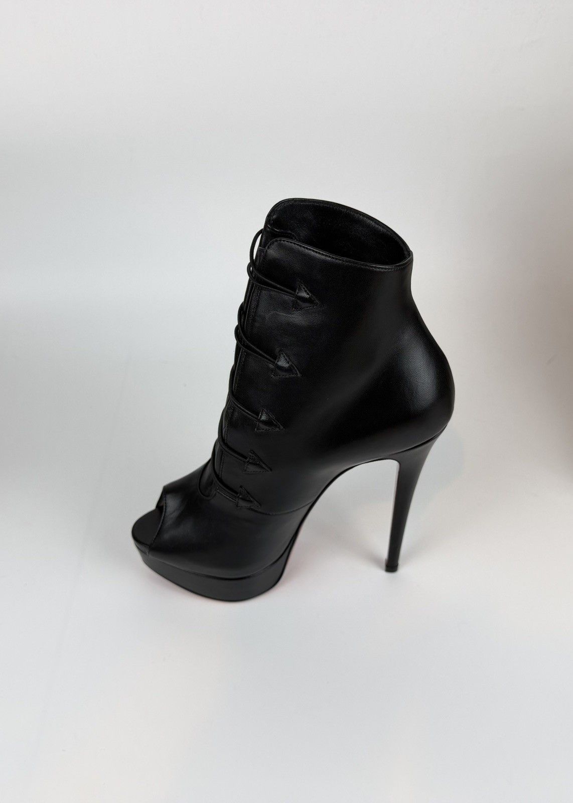 Christian Louboutin Christian Louboutin Lady Booton 150 Nappa Shiny in black Size US 7 / IT 37 - 1 Thumbnail