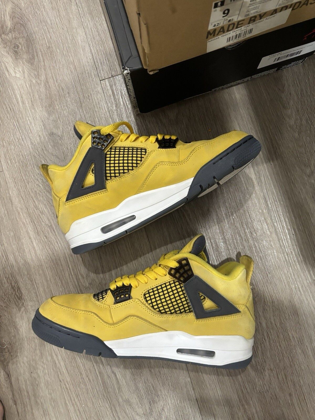 Jordan Brand Air Jordan 4 Retro Lightning Size US 8 / EU 41 - 2 Thumbnail