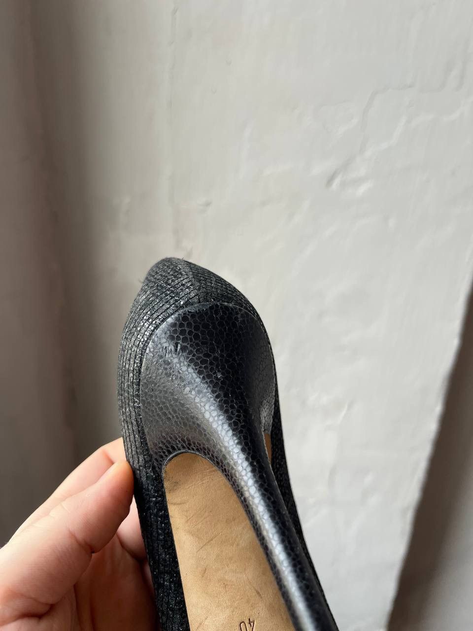 Jimmy Choo JIMMY CHOO LONDON BLACK GLITTER LOVE POINTED PUMPS HEELS 40 Size US 10 / IT 40 - 18 Thumbnail
