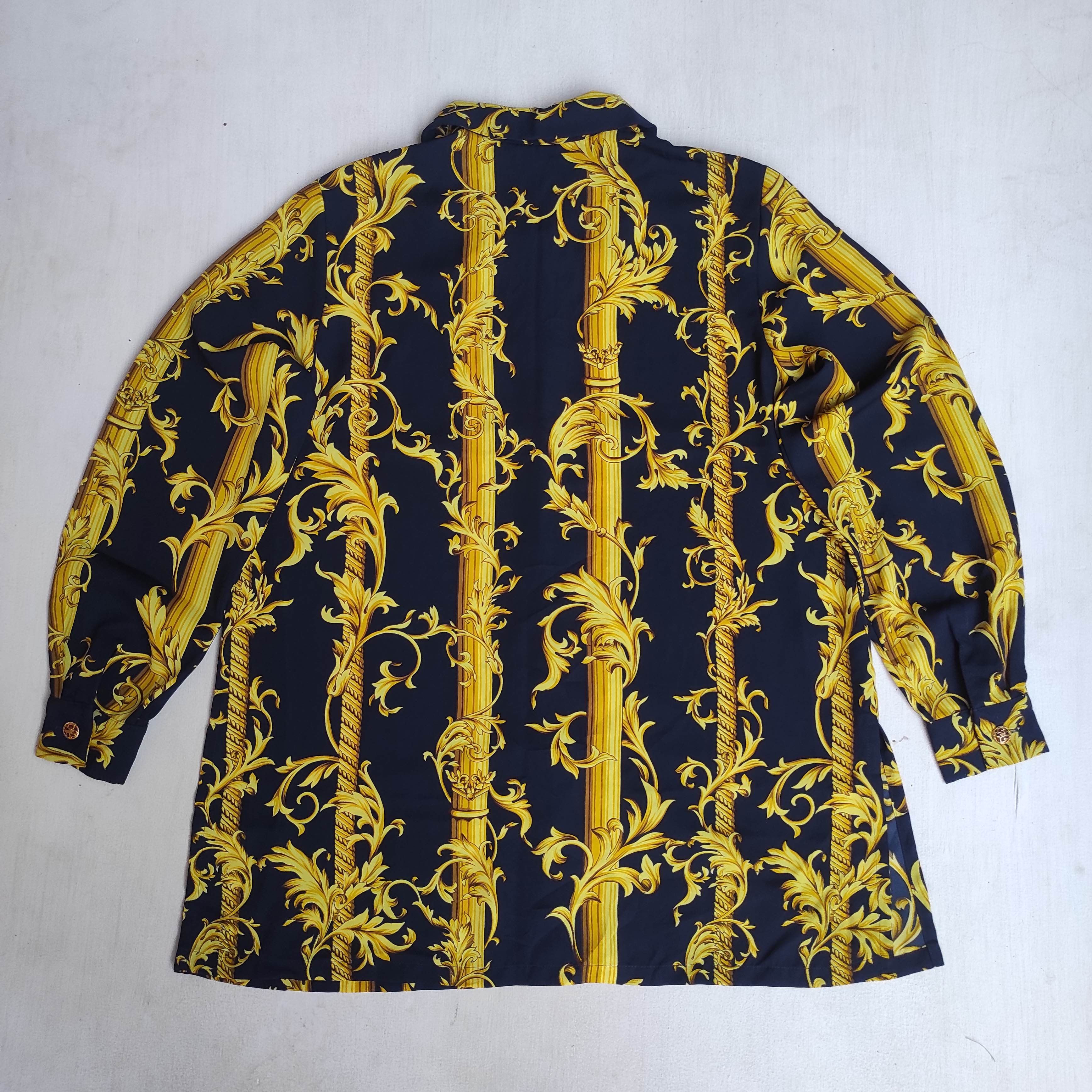 Japanese Brand Made in Japan Primary Shirt Button Up Like versace Size US M / EU 48-50 / 2 - 14 Thumbnail