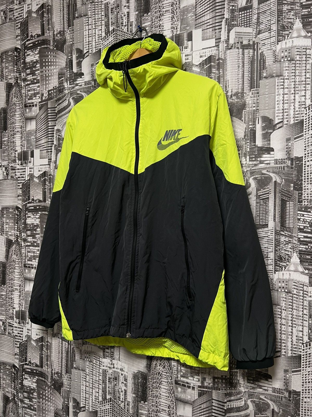 Nike Nike Nylon Running Windbreaker Shell Jacket Size L Size US L / EU 52-54 / 3 - 4 Thumbnail