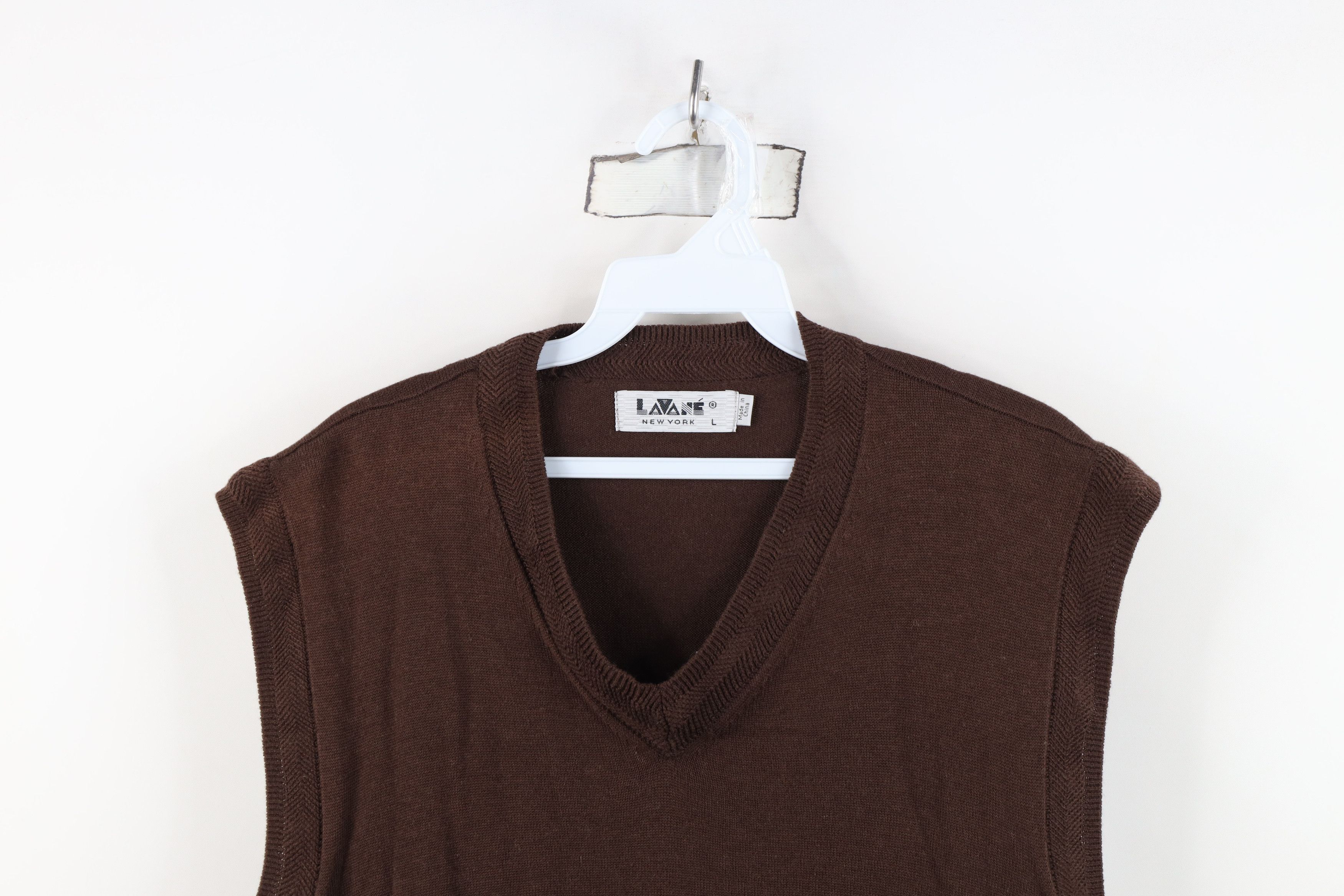 Vintage Vintage 90s Streetwear Lightweight Knit Sweater Vest Brown Size US L / EU 52-54 / 3 - 2 Thumbnail