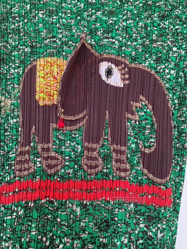 Issey Miyake Issey Miyake Appliqué Embroidery Short Sleeve Size L / US 10 / IT 46 - 3 Thumbnail