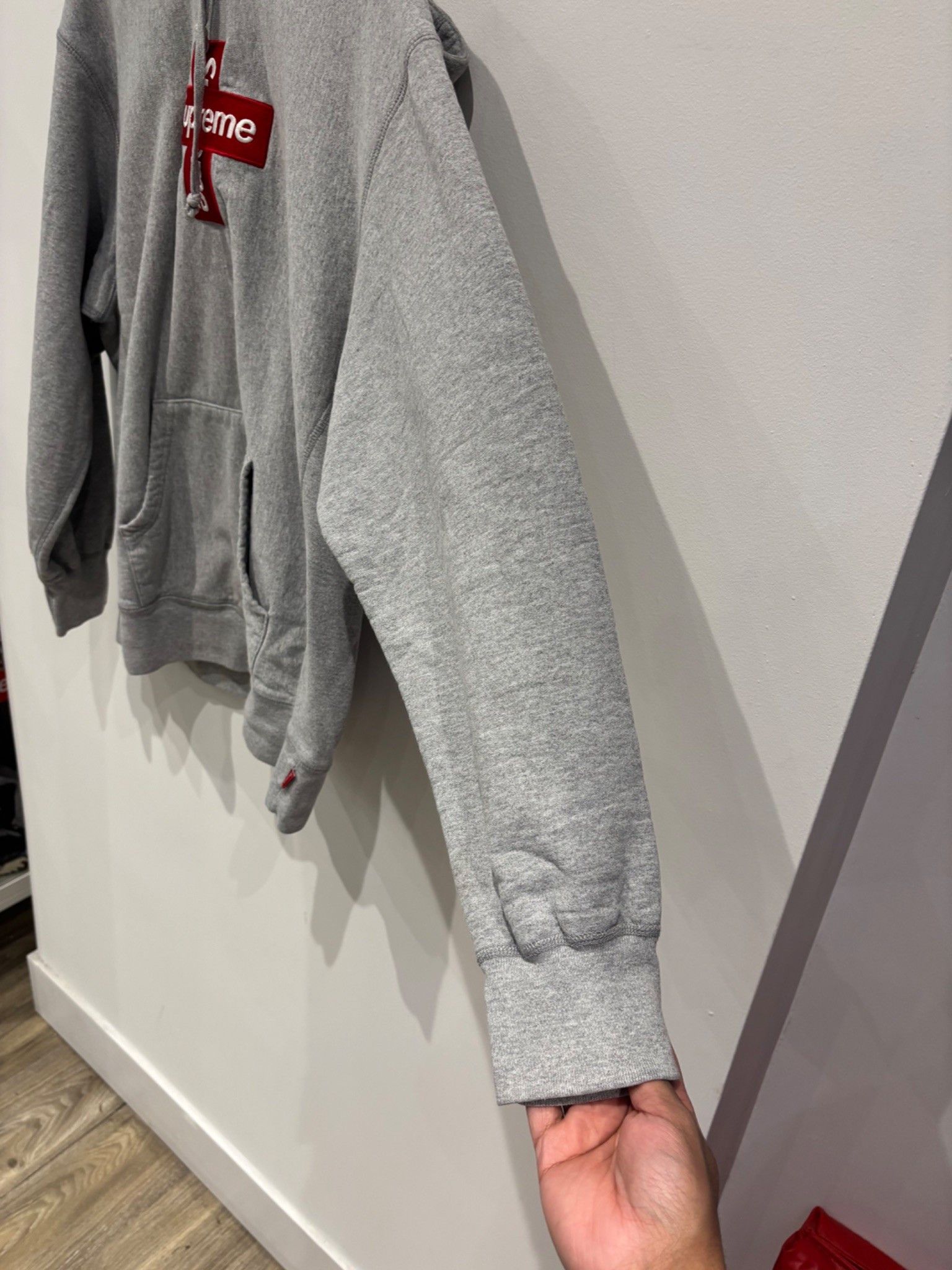 Supreme Supreme Cross Box Logo Hooded Sweatshirt Heather Grey Size US L / EU 52-54 / 3 - 4 Thumbnail