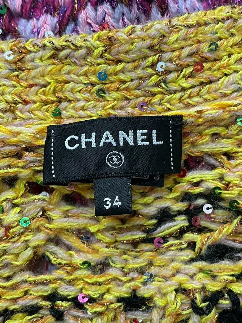 Chanel Chanel 24C colourful sequin knitted cardigan coat Size XXS / US 00 / IT 34 - 4 Thumbnail