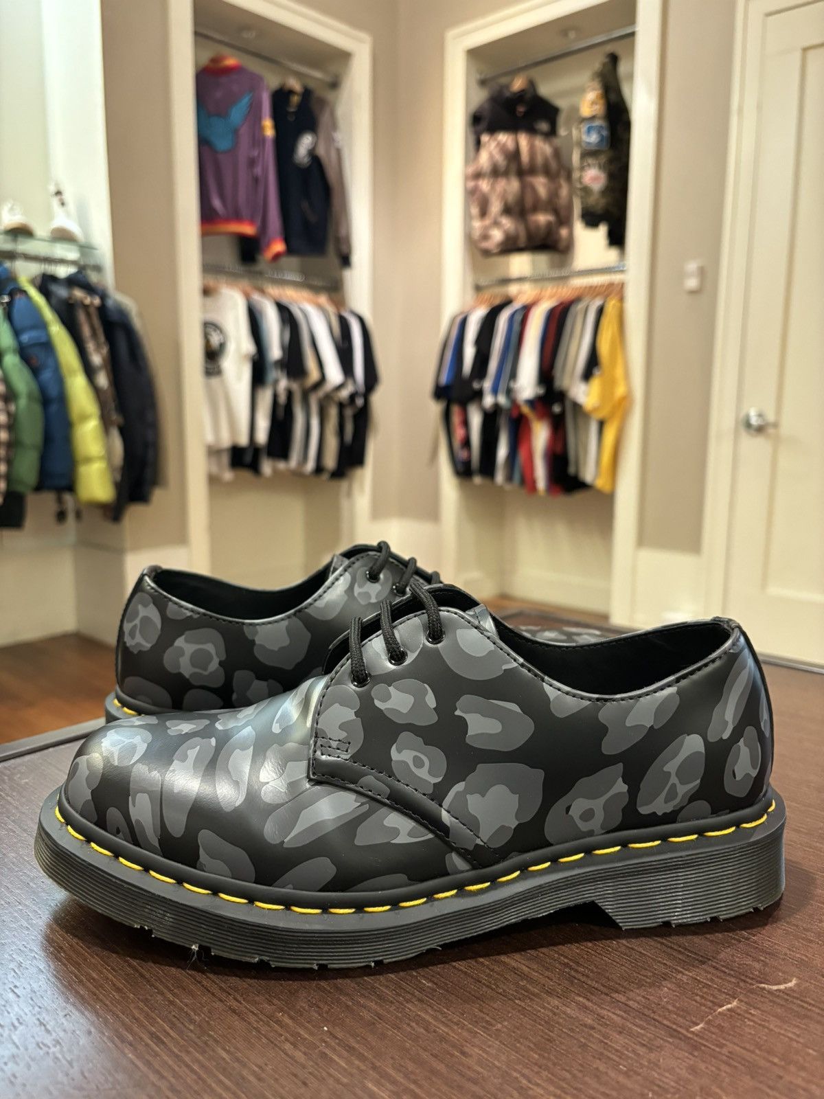 Leopard print dr martens best sale