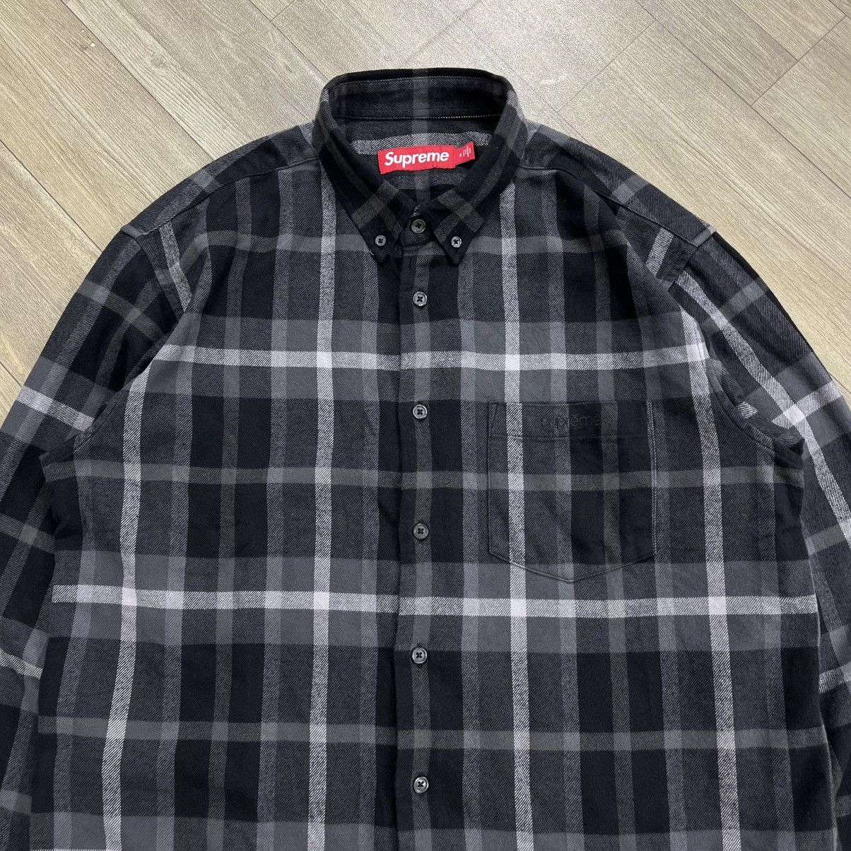 Supreme FW23 Supreme Plaid Black/Grey Flannel Shirt Size US S / EU 44-46 / 1 - 2 Thumbnail